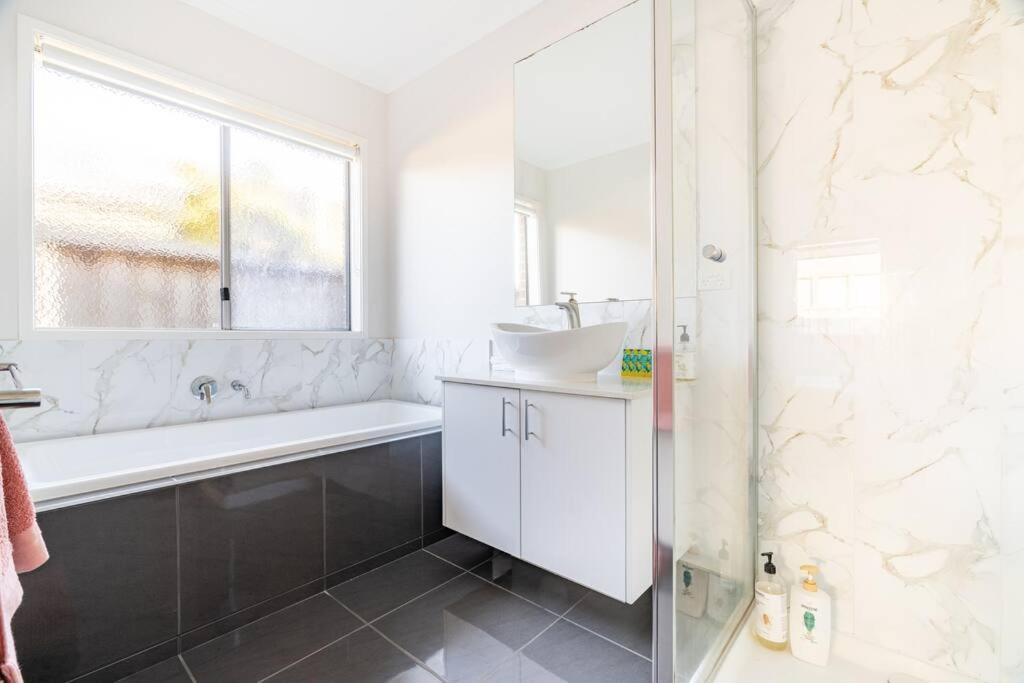 Golf Course Precinct - 4 BR