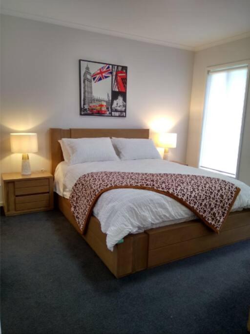 Golf Course Precinct - 4 BR