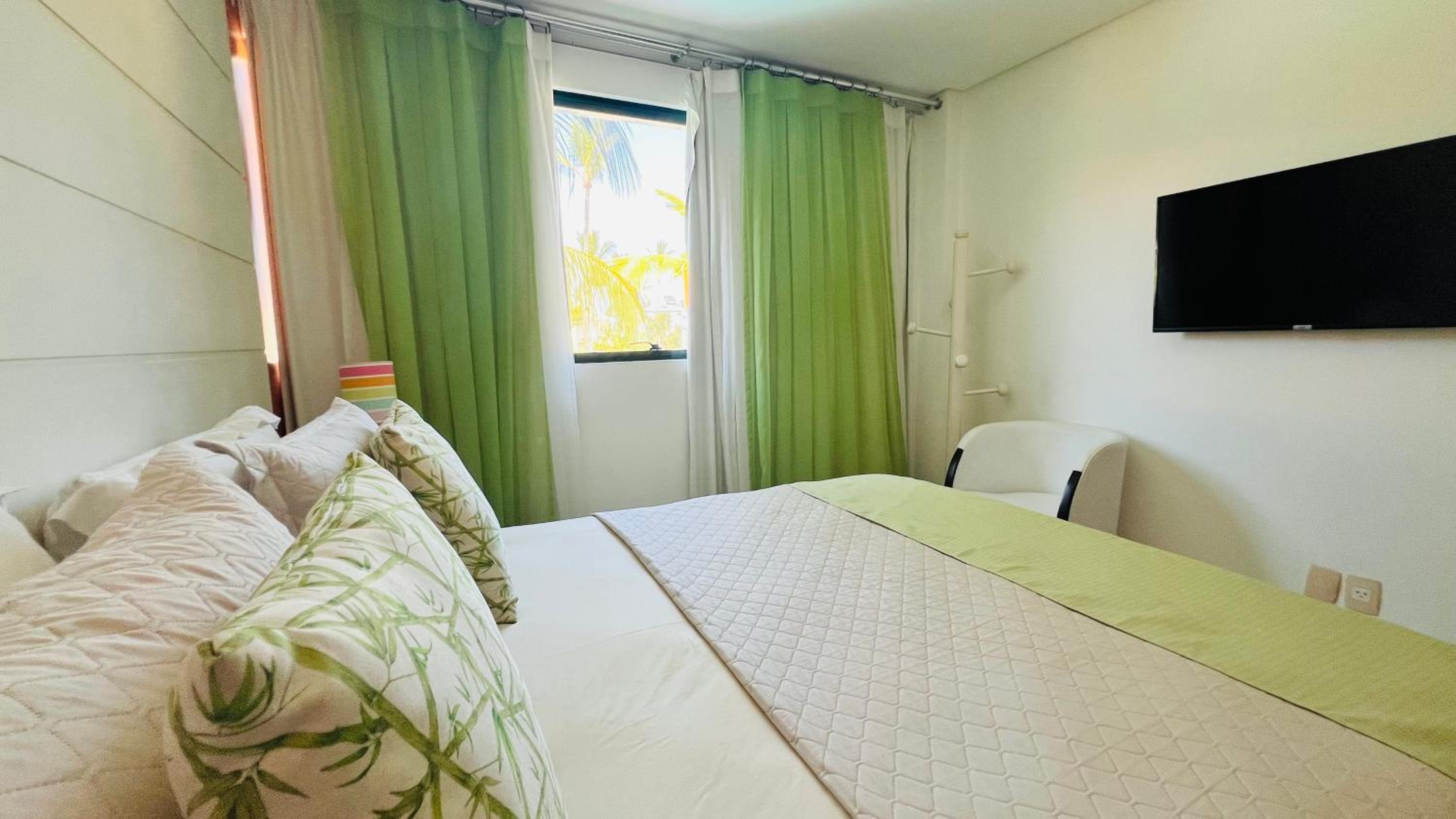 FLAT MARULHOS PREMIUM - Muro Alto