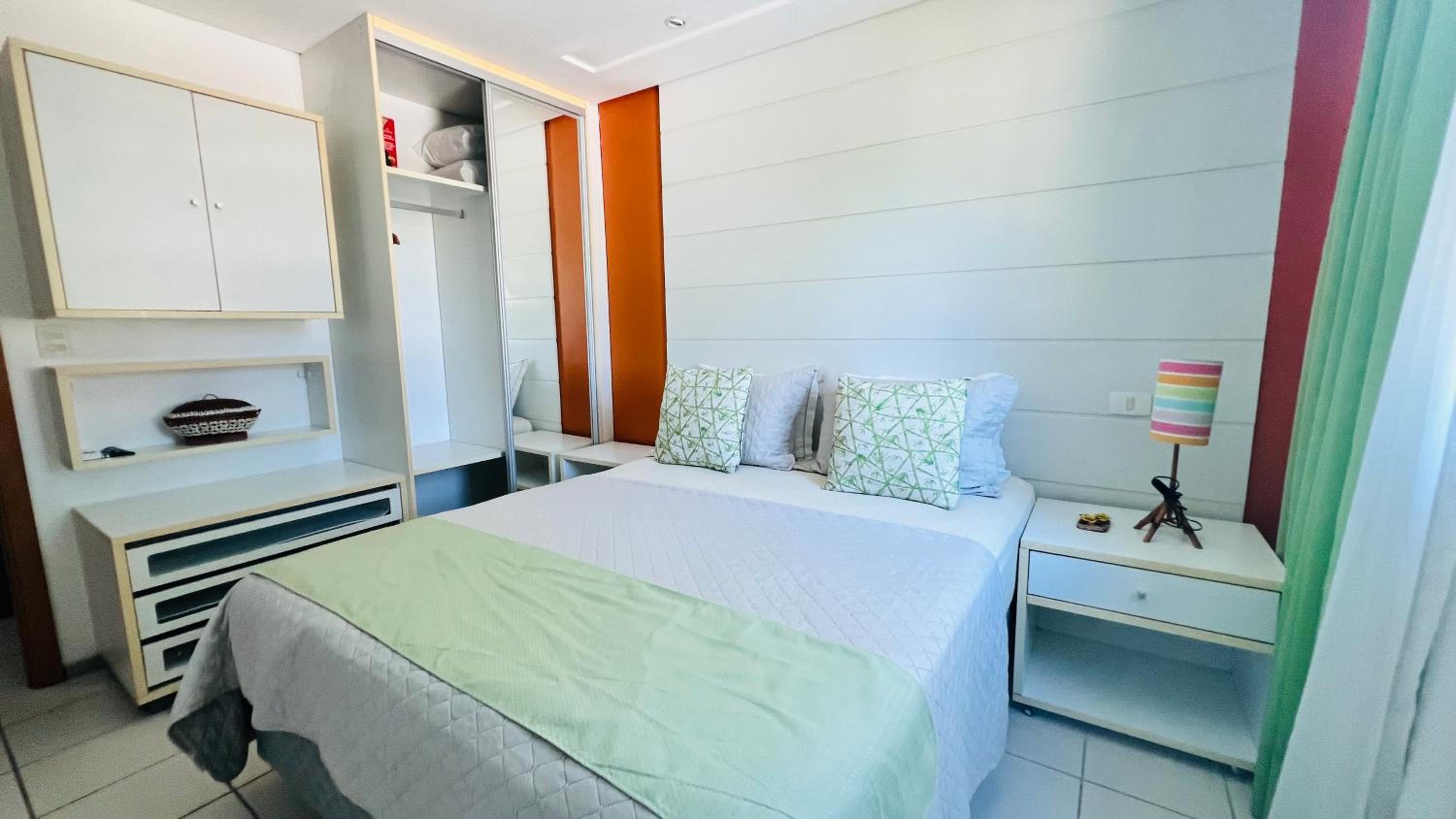 FLAT MARULHOS PREMIUM - Muro Alto