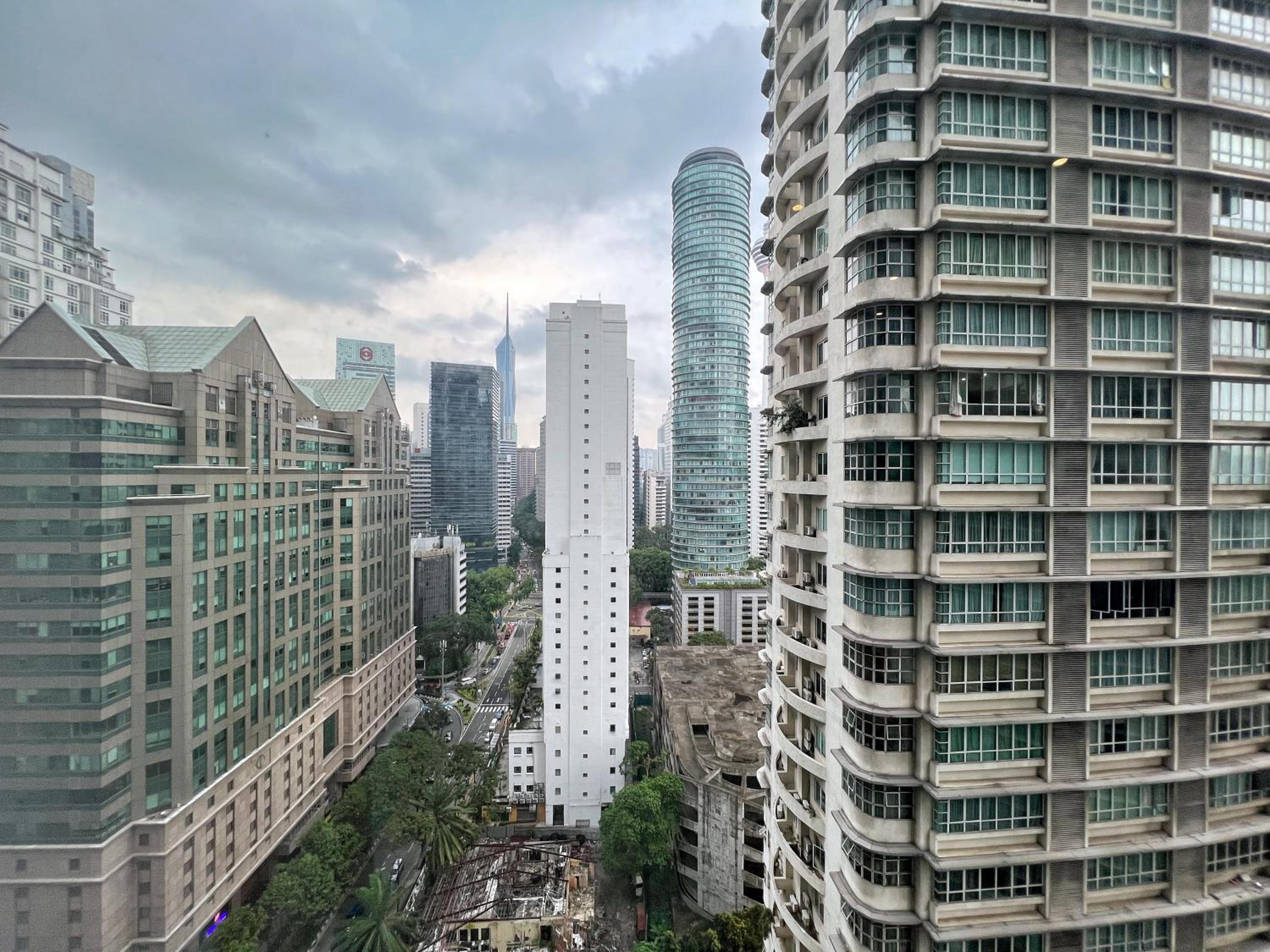 Sky Suites Centrale 3BR Suite at KLCC