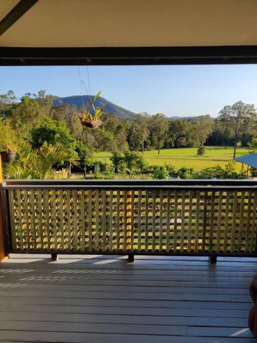 Country Cove, Noosa Region