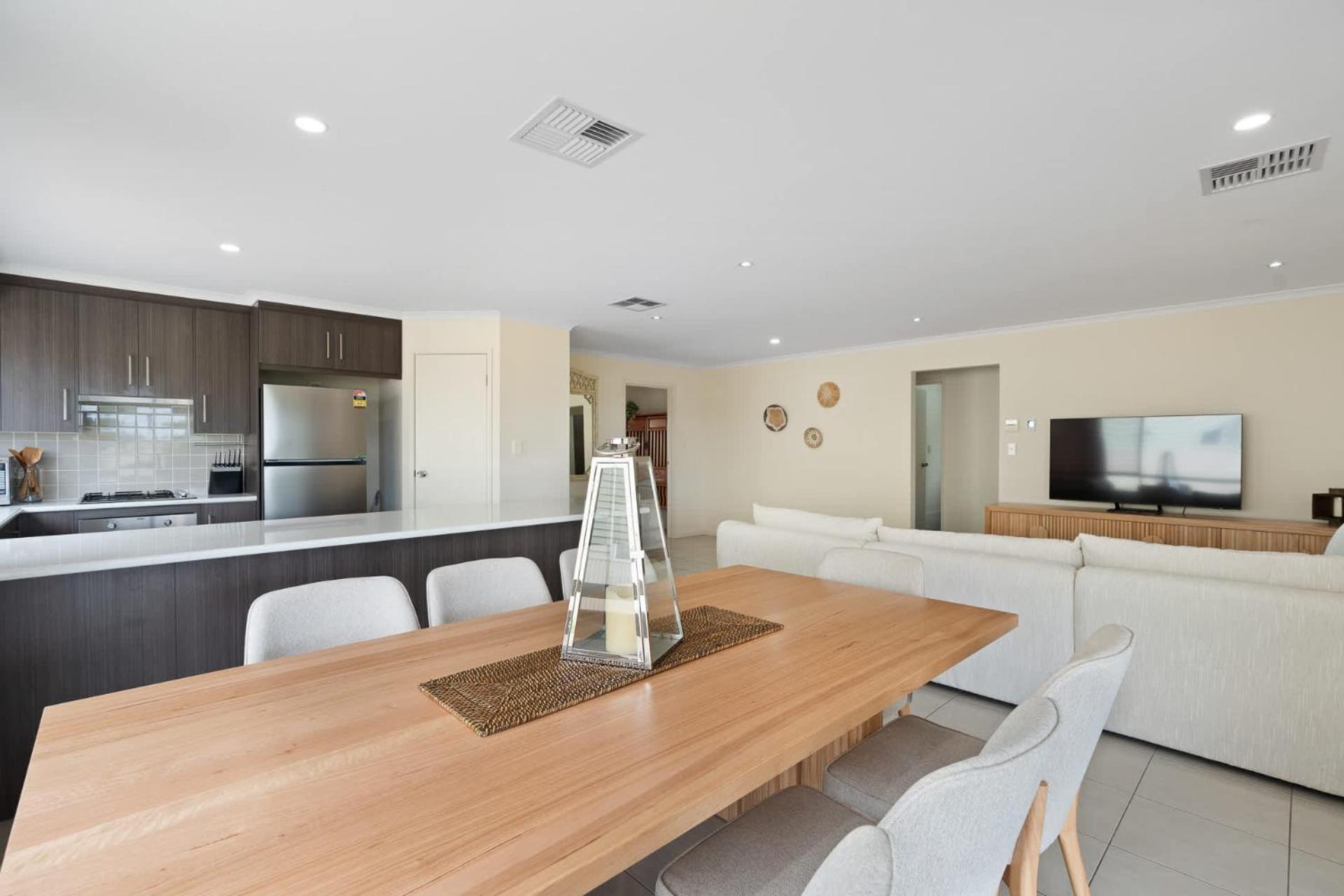 15 Offshore Dr Middleton - Linen & Wi-Fi Included