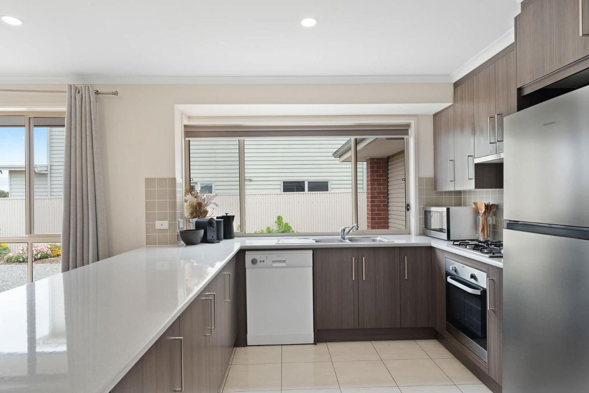 15 Offshore Dr Middleton - Linen & Wi-Fi Included