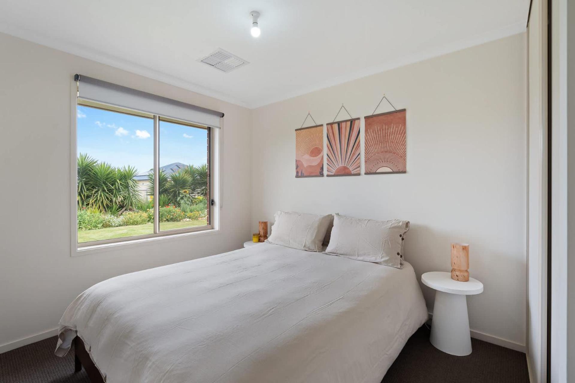 15 Offshore Dr Middleton - Linen & Wi-Fi Included