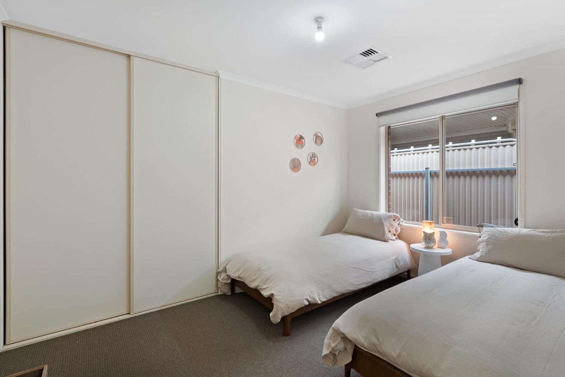 15 Offshore Dr Middleton - Linen & Wi-Fi Included