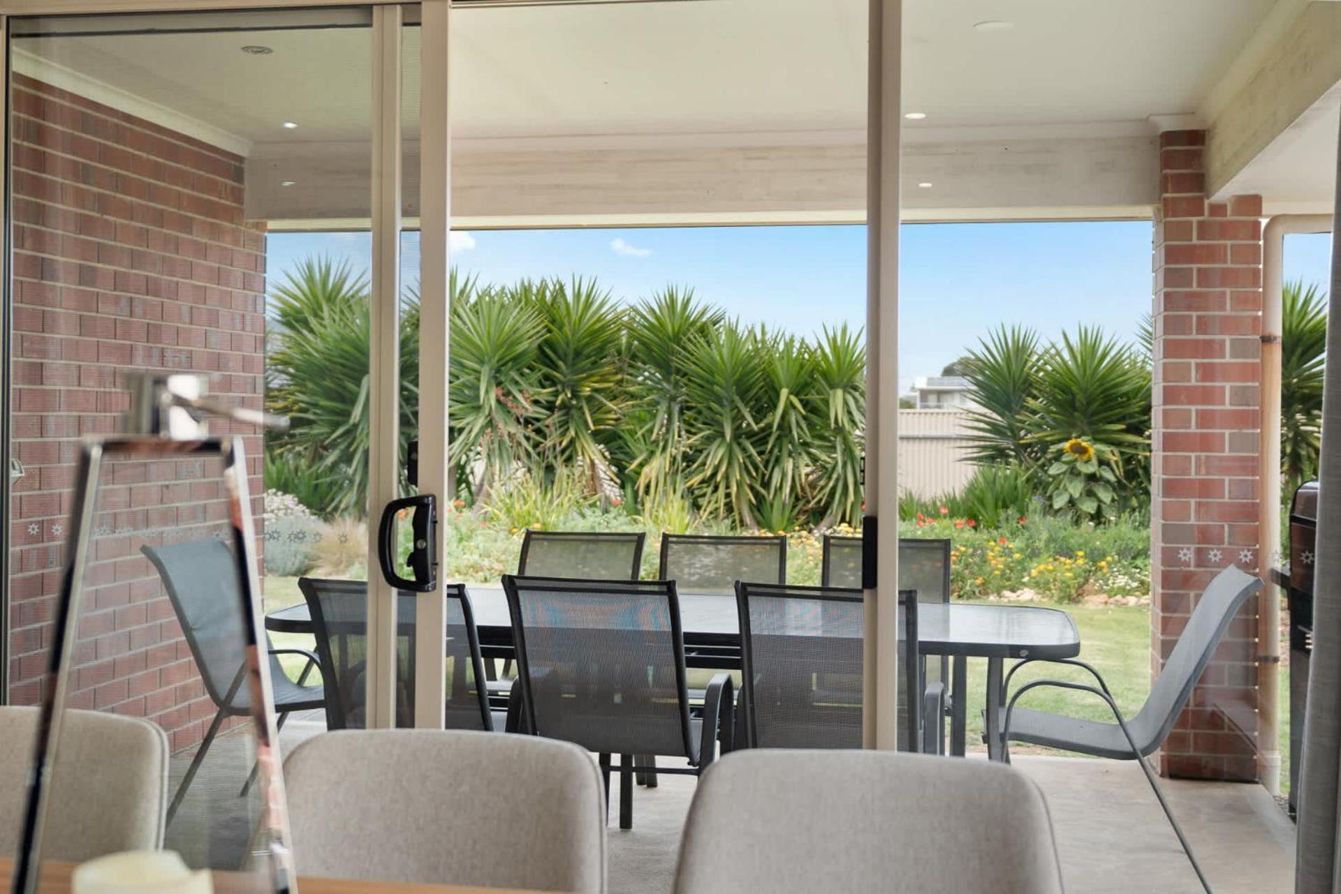 15 Offshore Dr Middleton - Linen & Wi-Fi Included