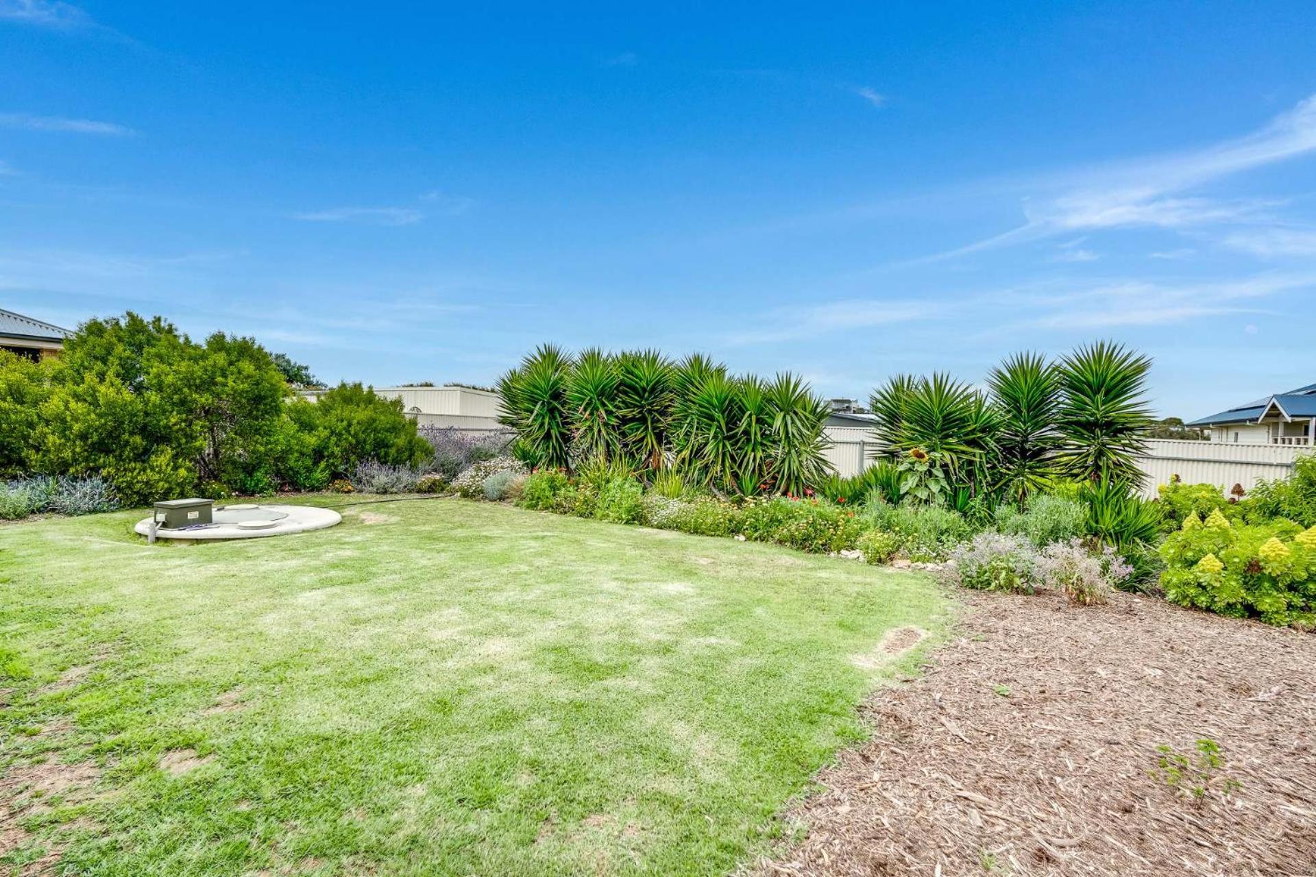 15 Offshore Dr Middleton - Linen & Wi-Fi Included