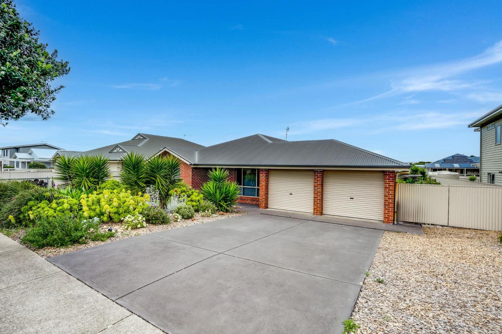 15 Offshore Dr Middleton - Linen & Wi-Fi Included
