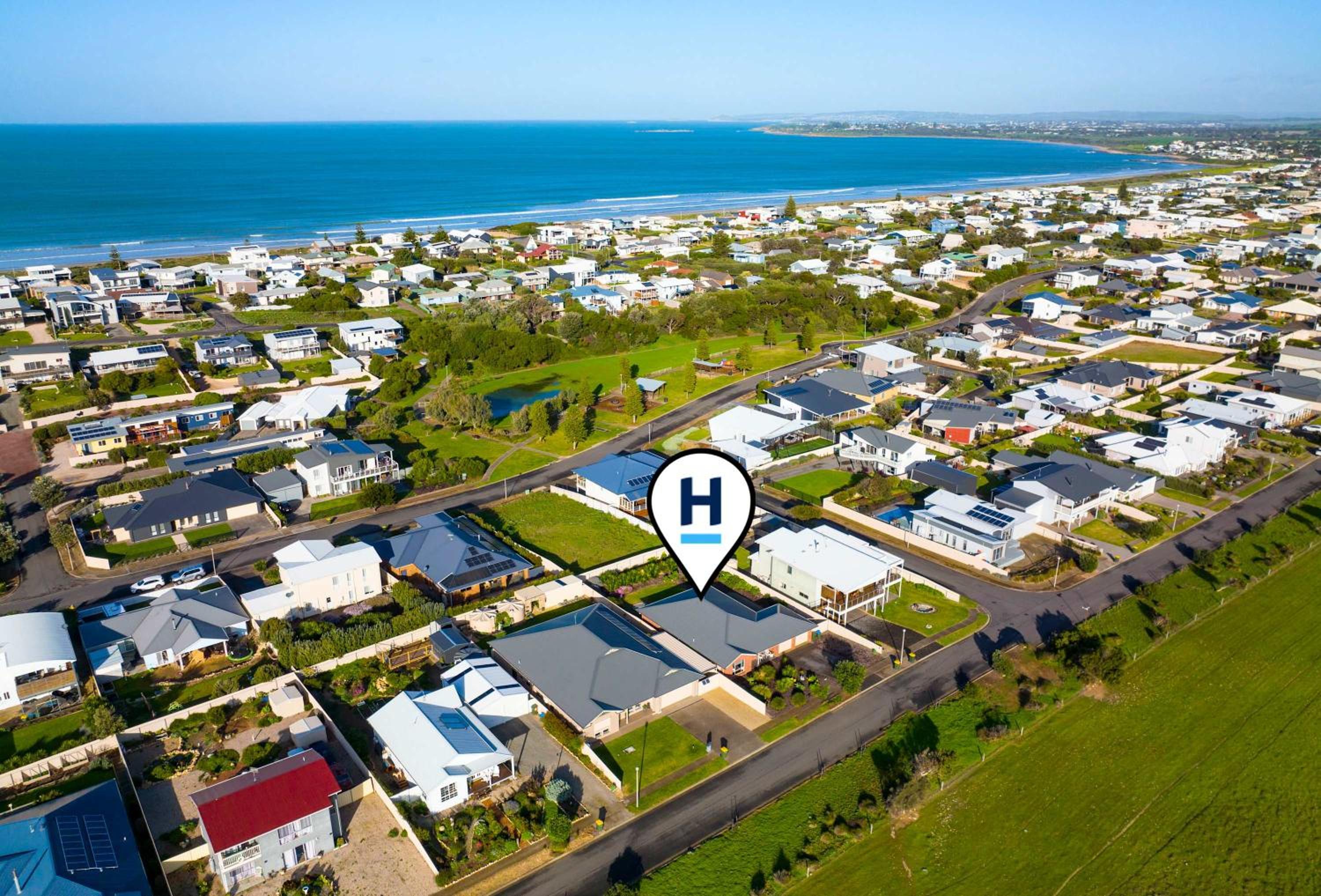 15 Offshore Dr Middleton - Linen & Wi-Fi Included