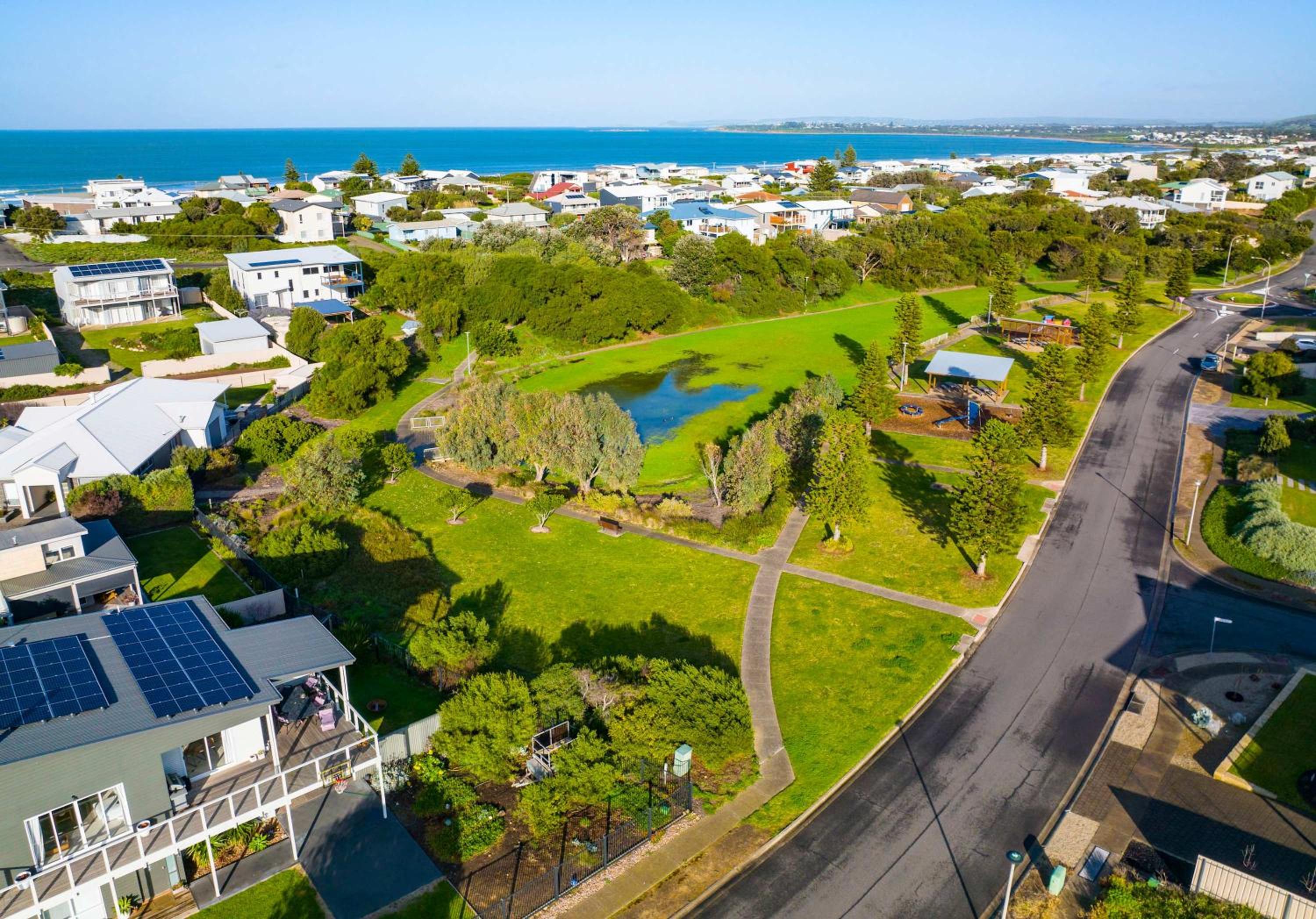 15 Offshore Dr Middleton - Linen & Wi-Fi Included