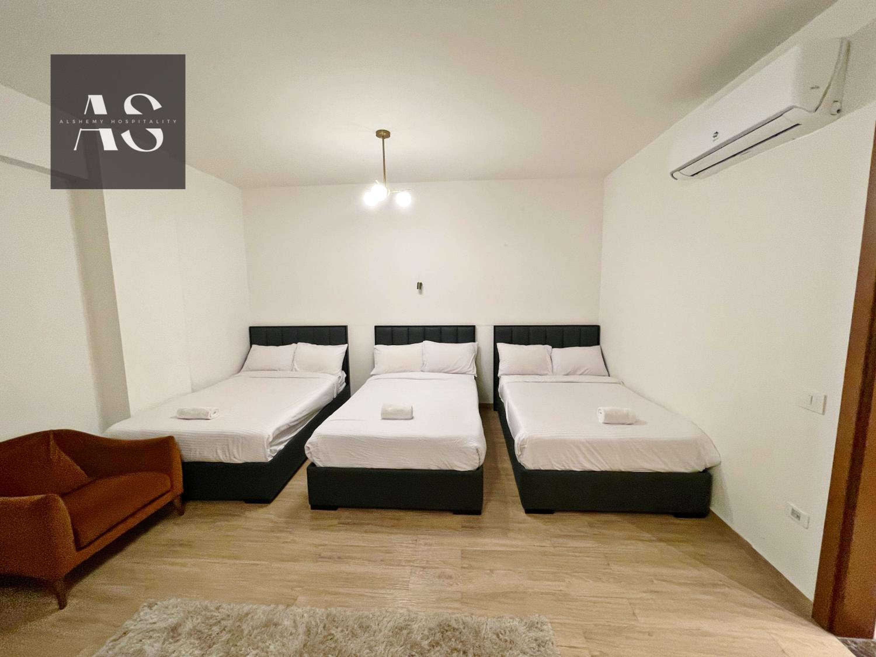 White Palace Hotel EG