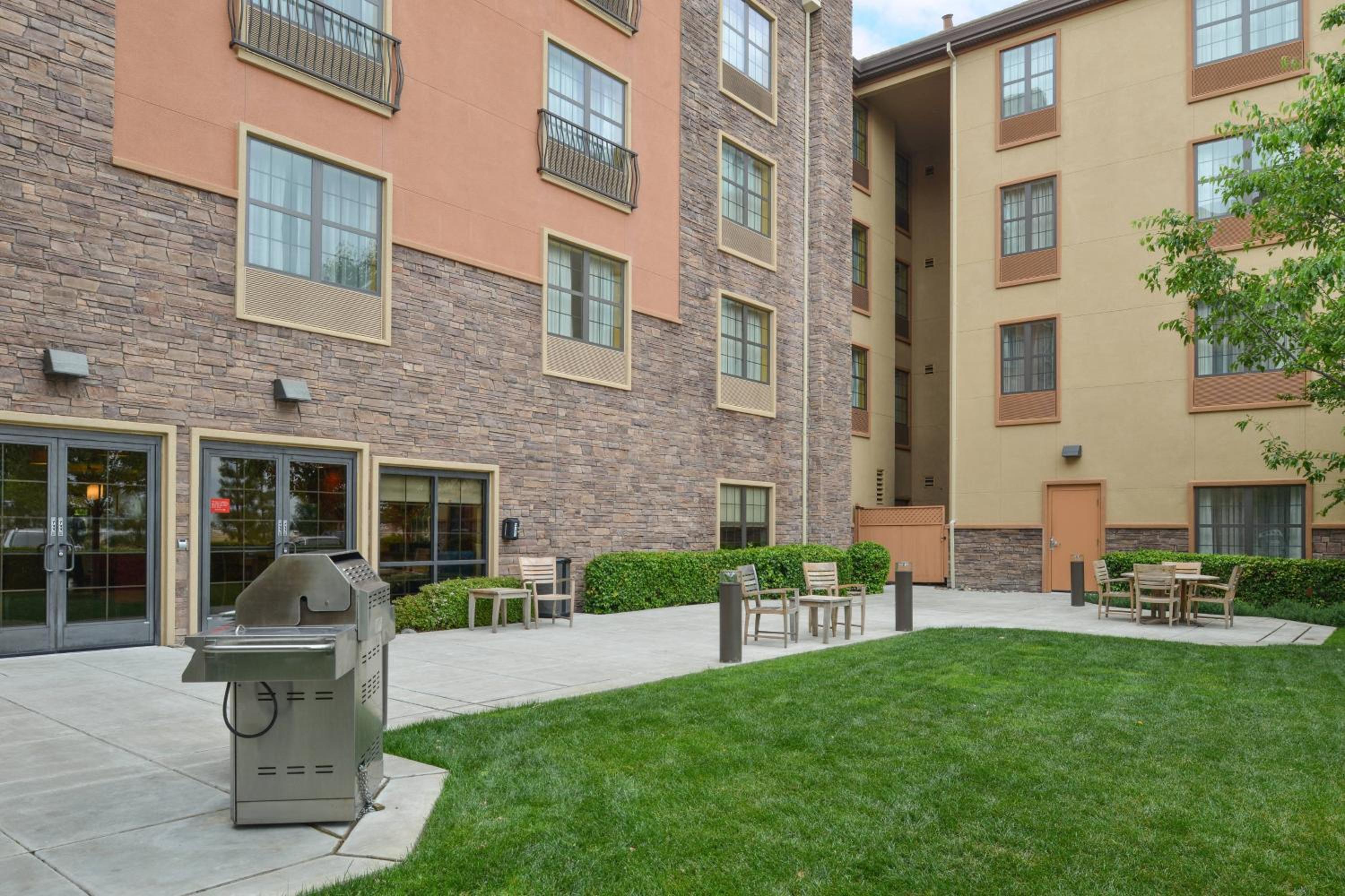 TownePlace Suites by Marriott Sacramento Roseville - Property Image 2