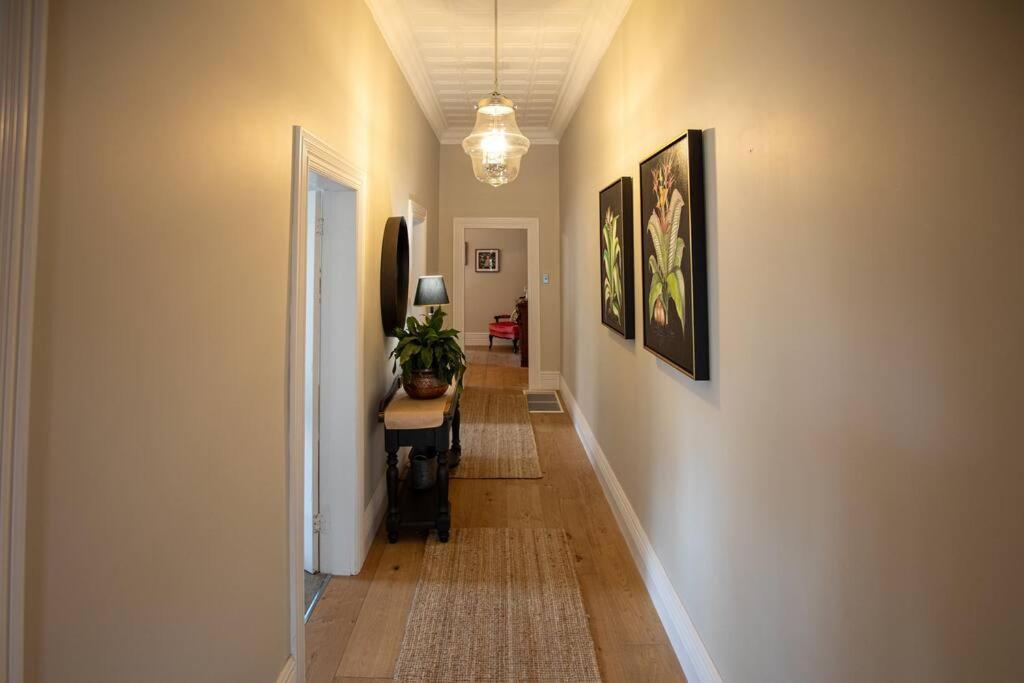 Oxbridge- period home in central Goulburn