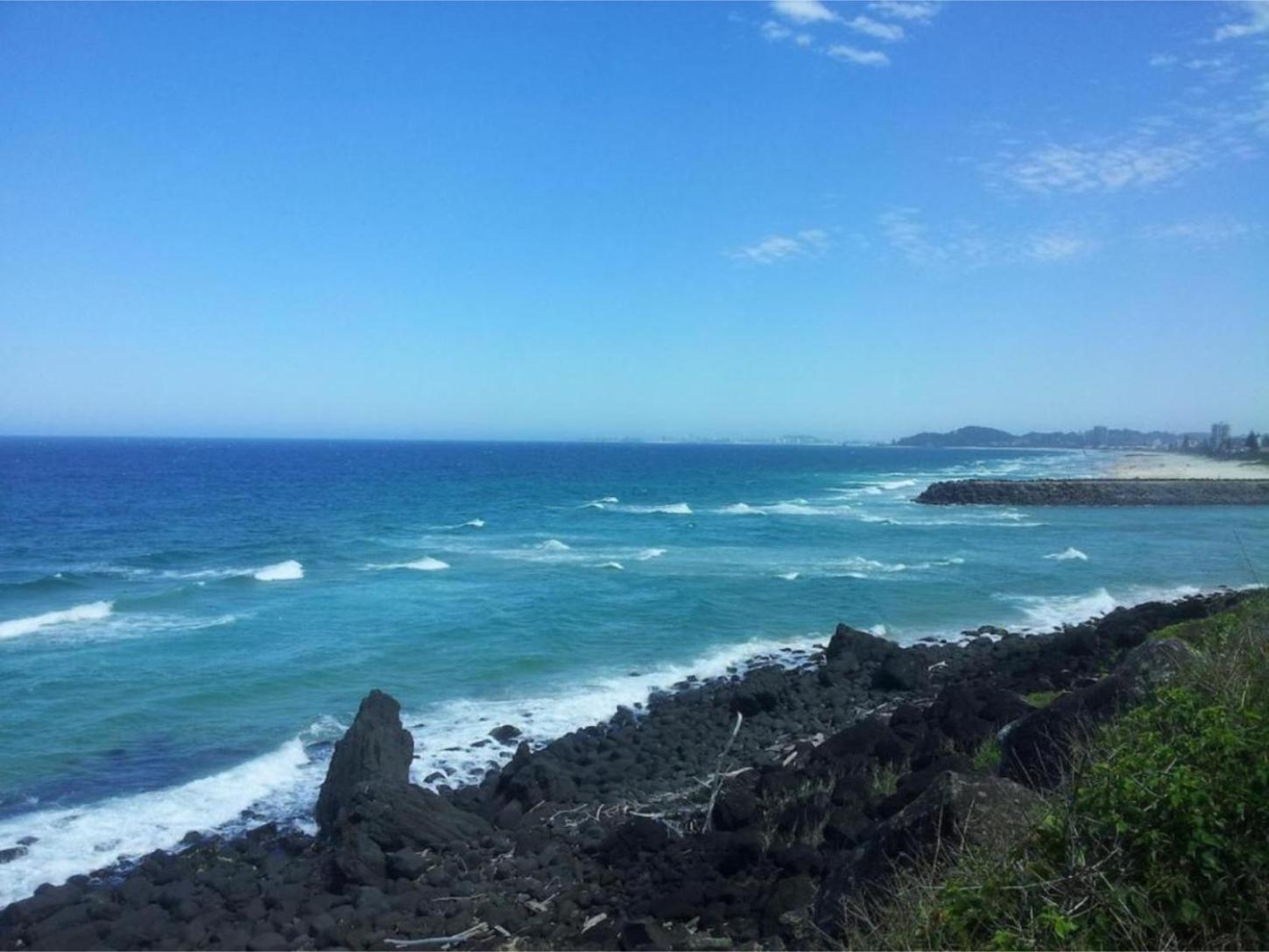 Burleigh Breeze Getaway