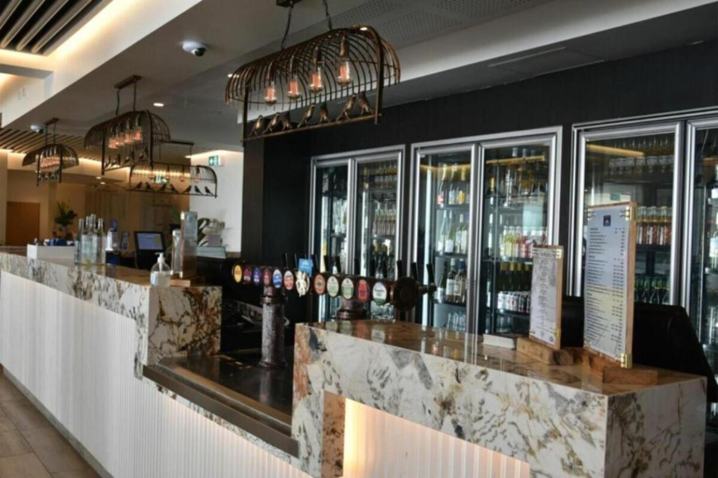 Burleigh Breeze Getaway