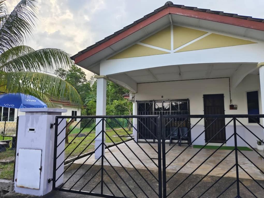 NASUHA HOMESTAY 2 TEMERLOH Semi-D House, 4 Bedroom, 2 Bathroom, 4 Unit Aircond, Njoy photo 8