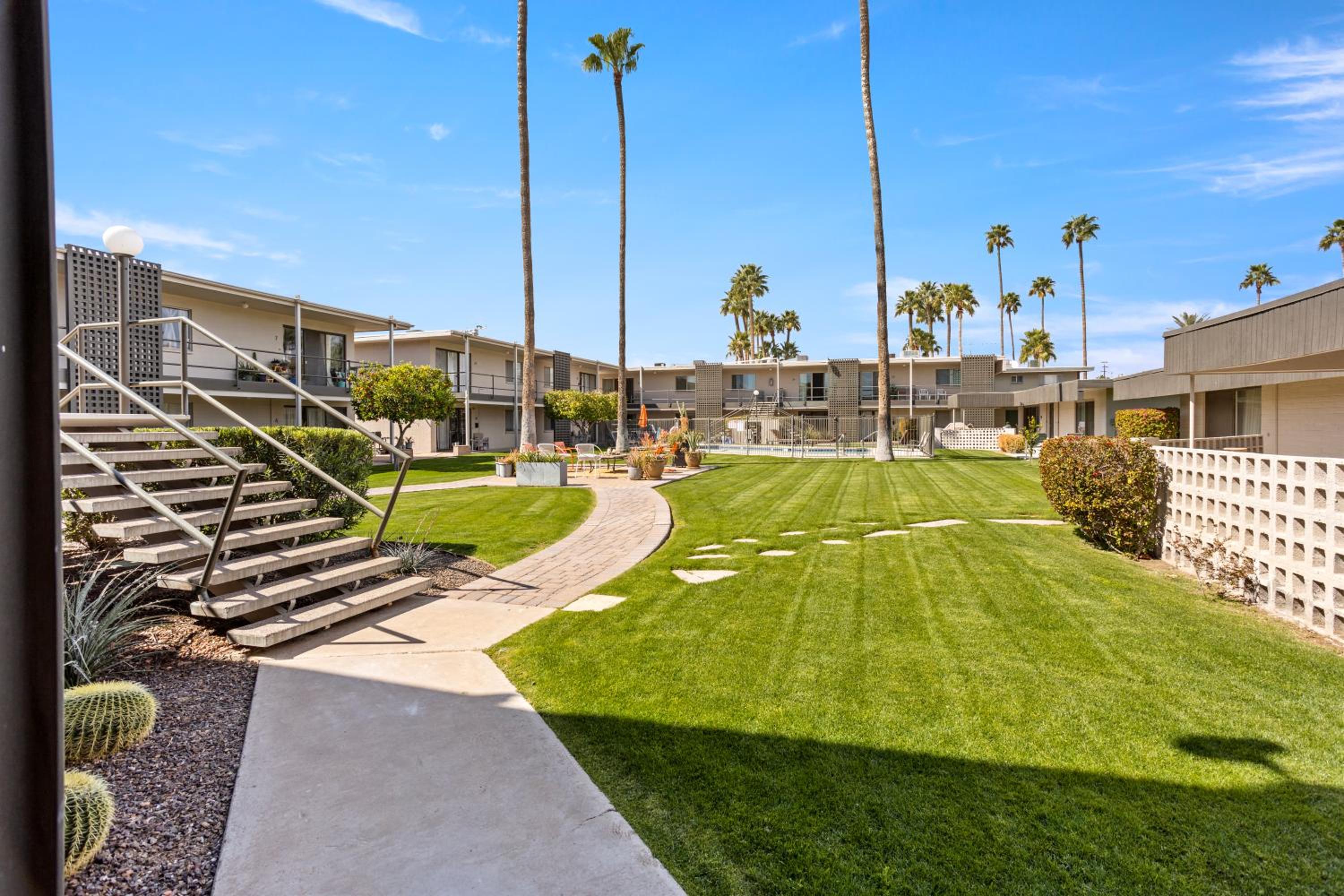 2 Bedroom, Heart of Scottsdale view 2