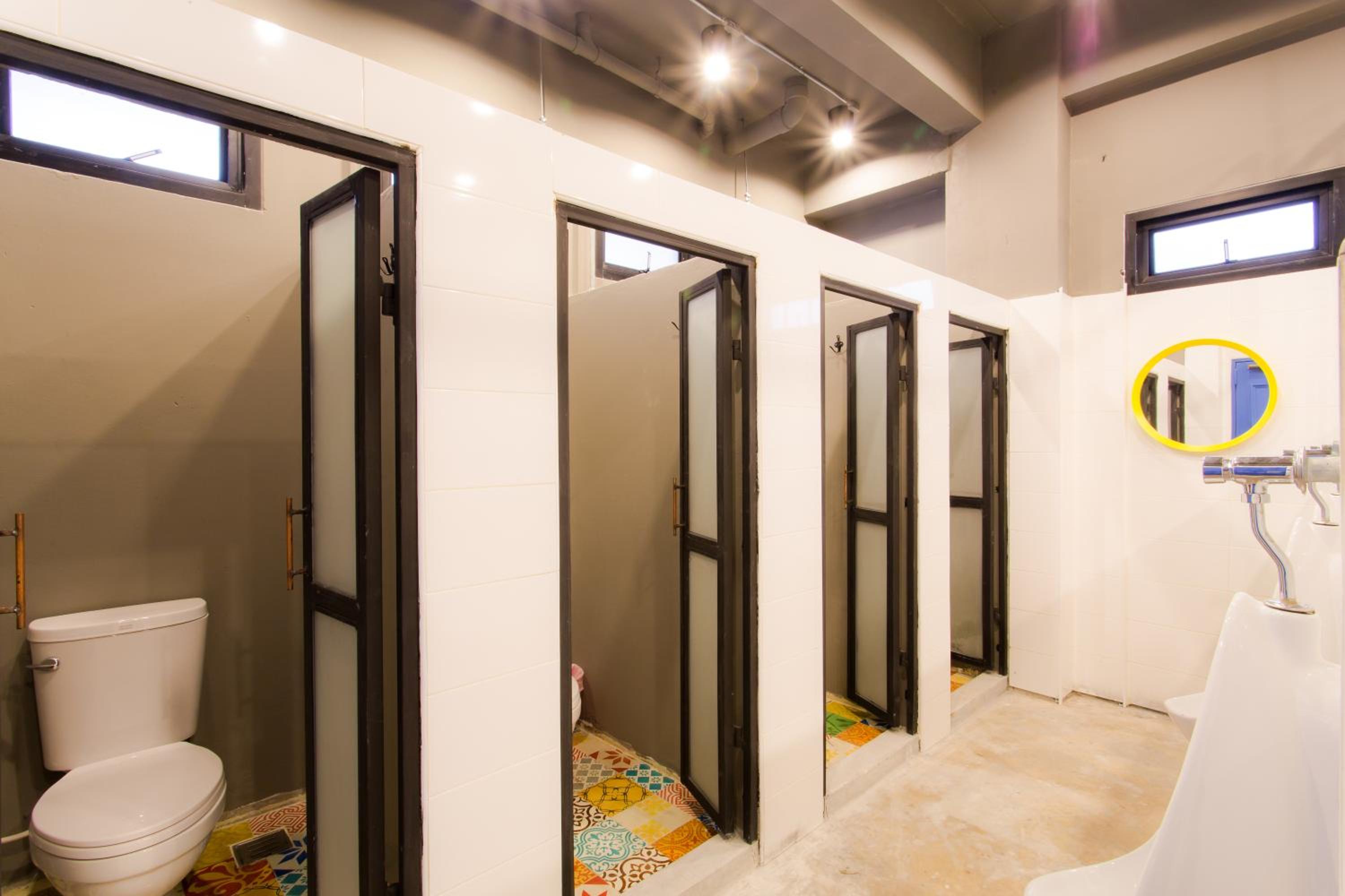 Bloo Hostel