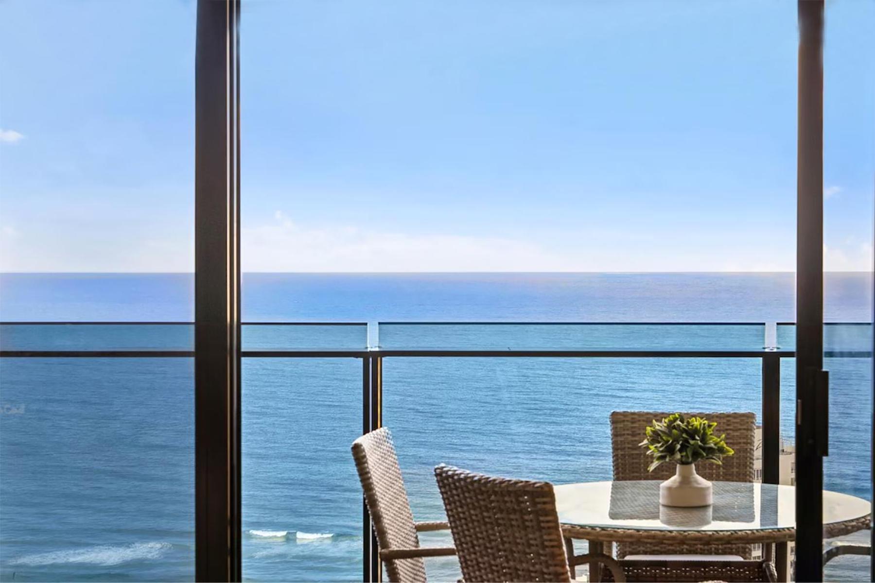 Sealuxe Suites - Central Surfers Paradise