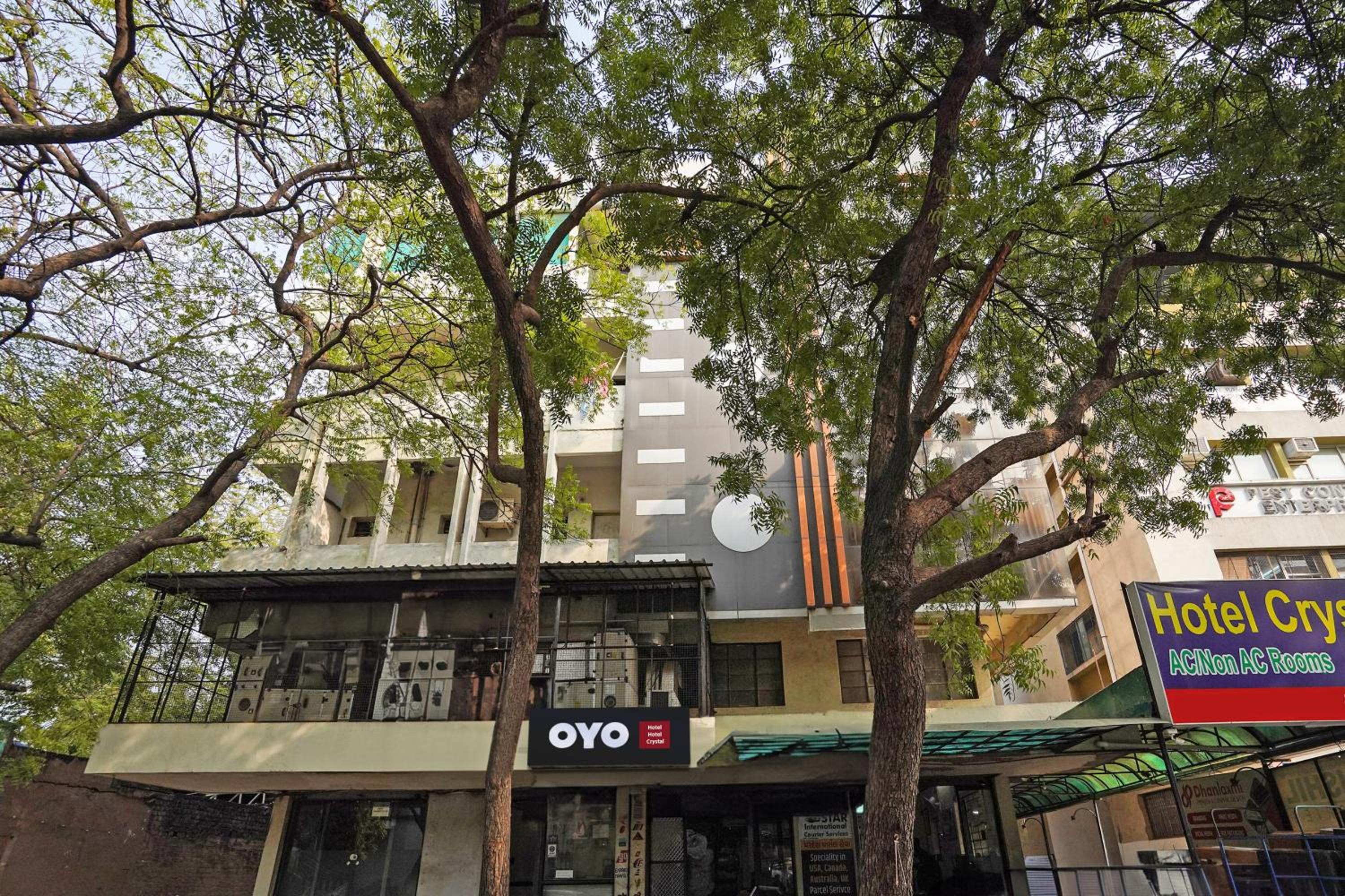 Hotel O Crystal