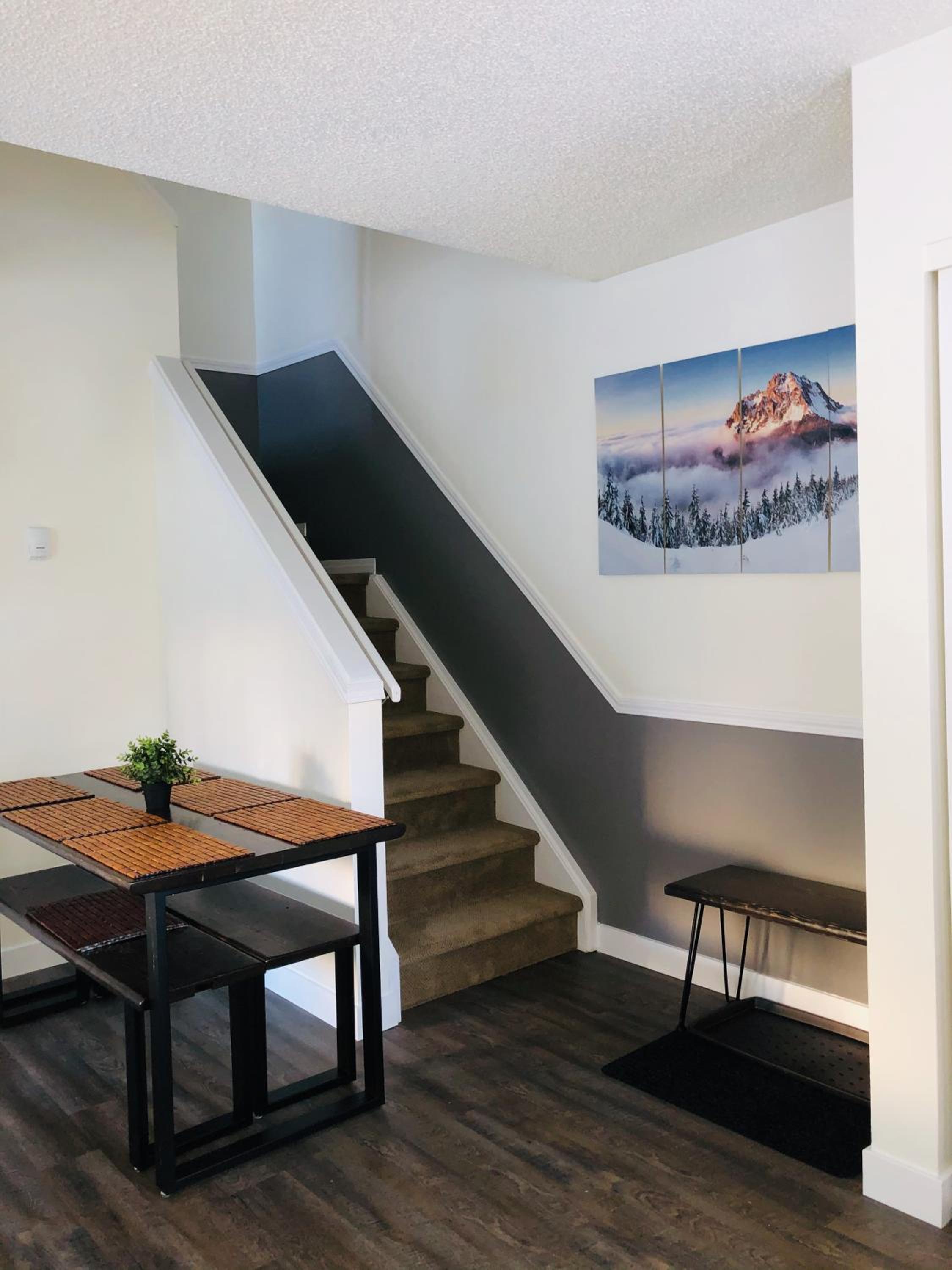 Entire Lovely Townhouse Mountain View!