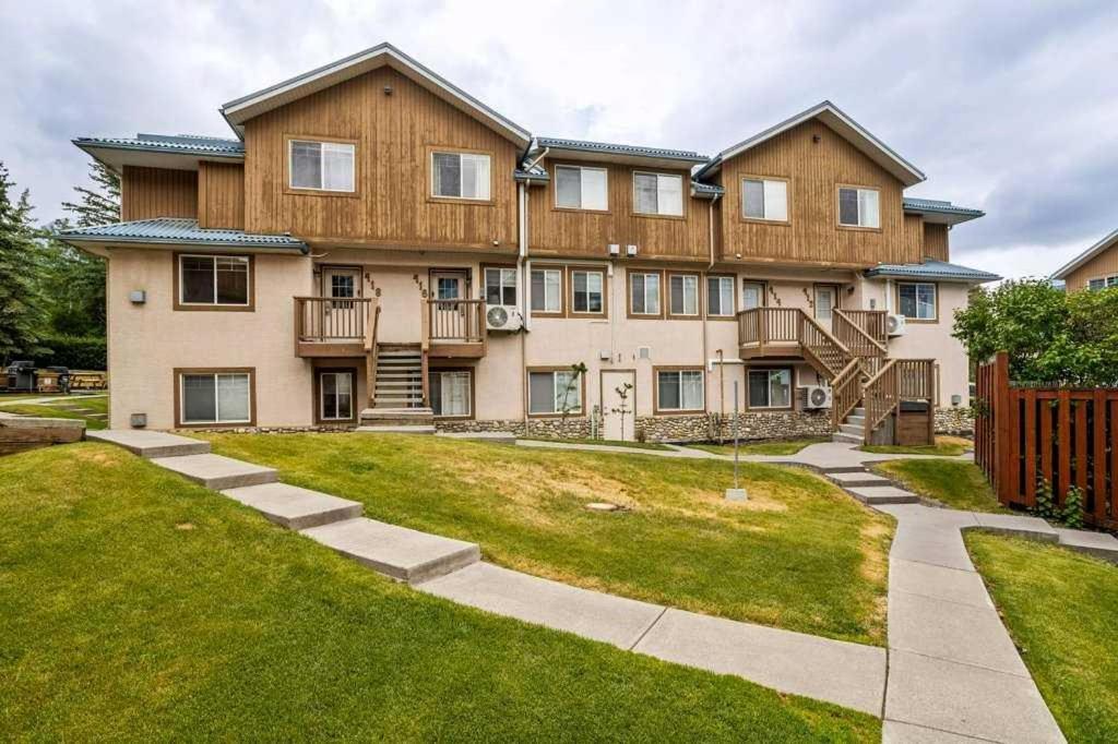 Entire Lovely Townhouse Mountain View!