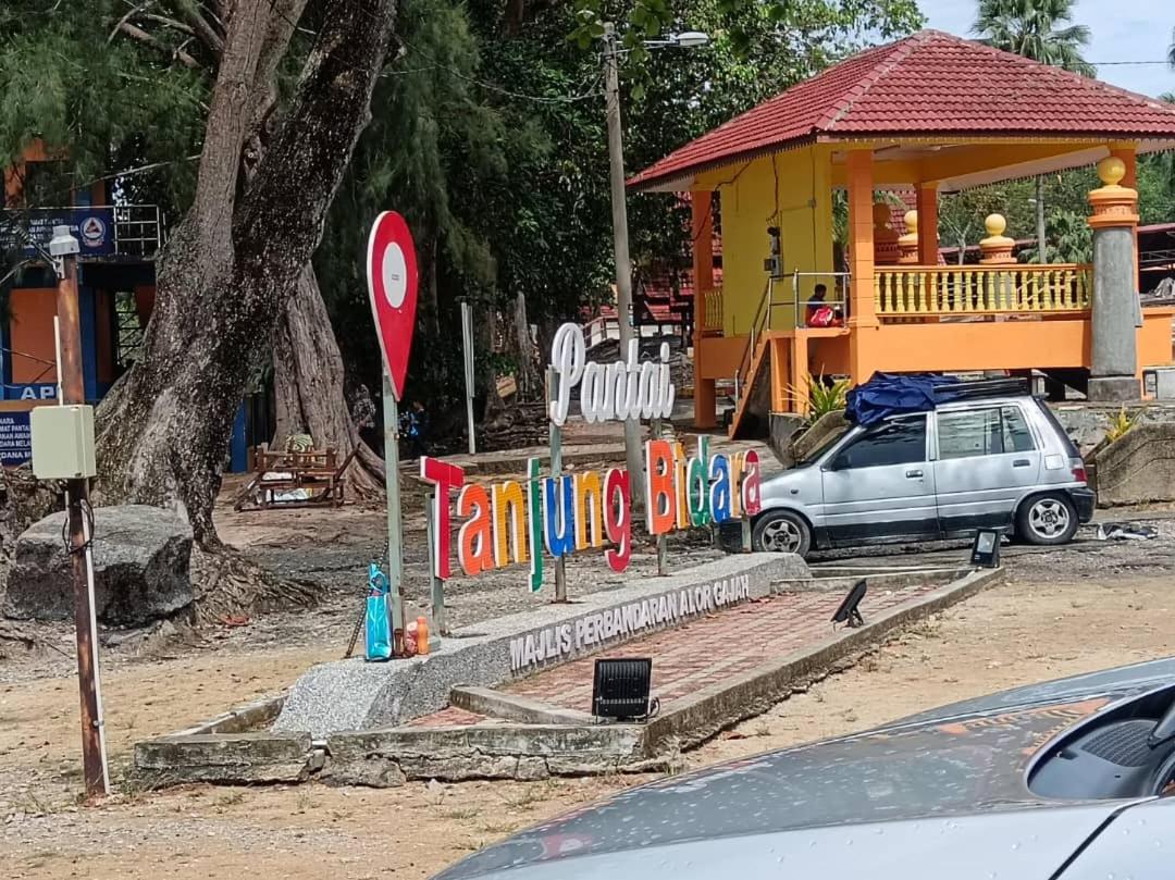 ZamNur Bidara Chalet dan Homestay photo 8