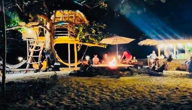 Gigantes Hideaway Tourist Inn