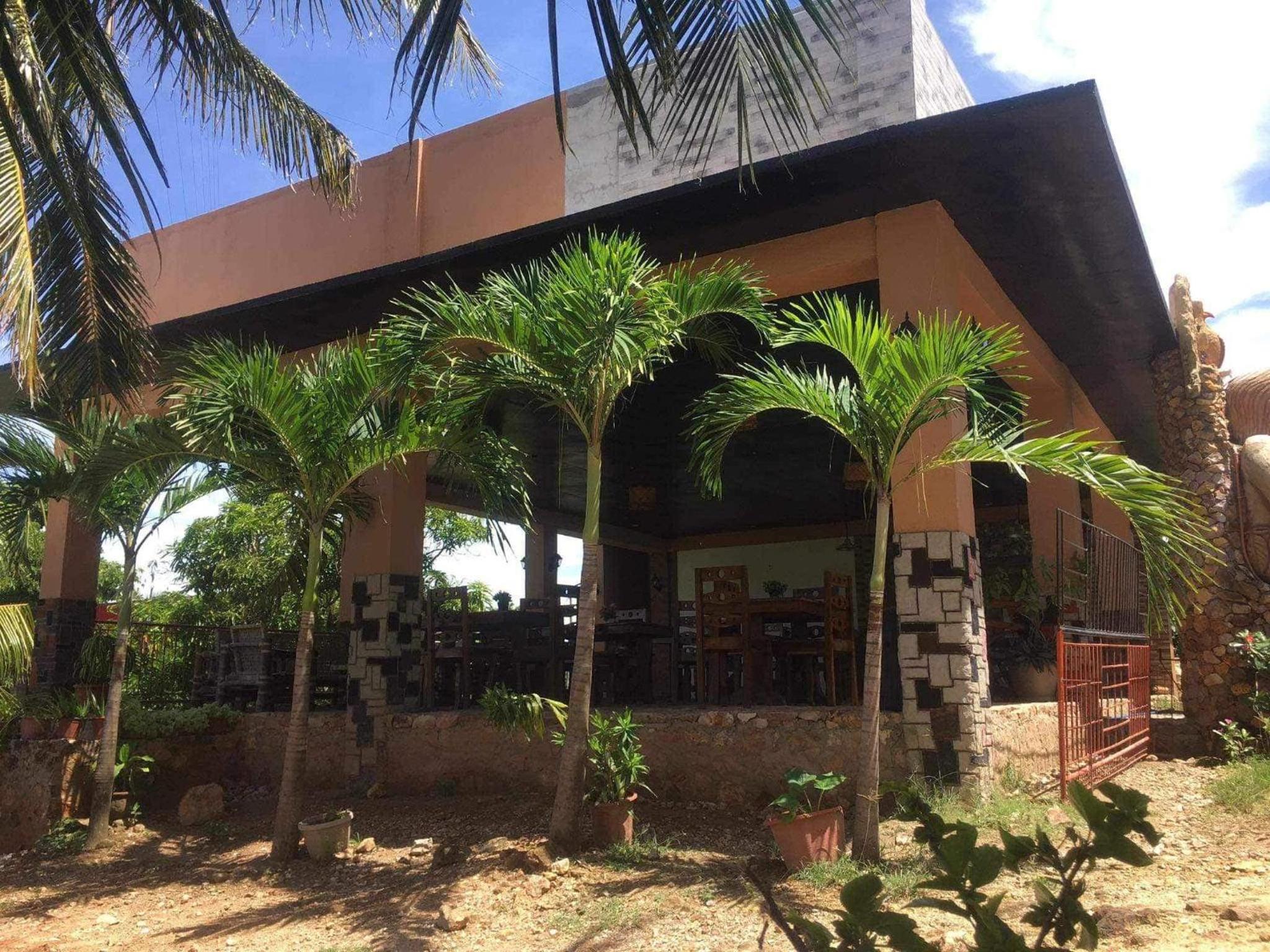 Gigantes Hideaway Tourist Inn