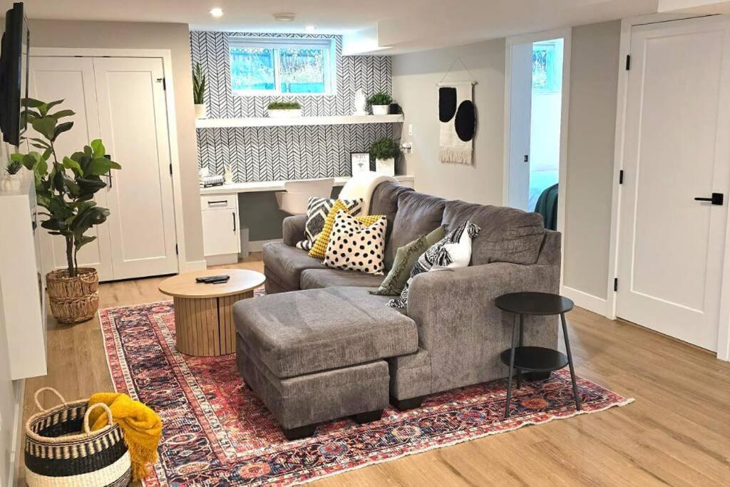 Boho Bliss - Just steps away from the Hospital