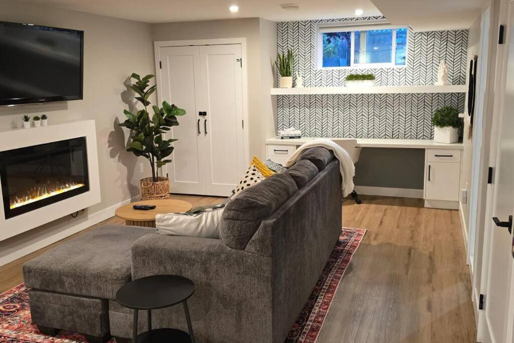 Boho Bliss - Just steps away from the Hospital