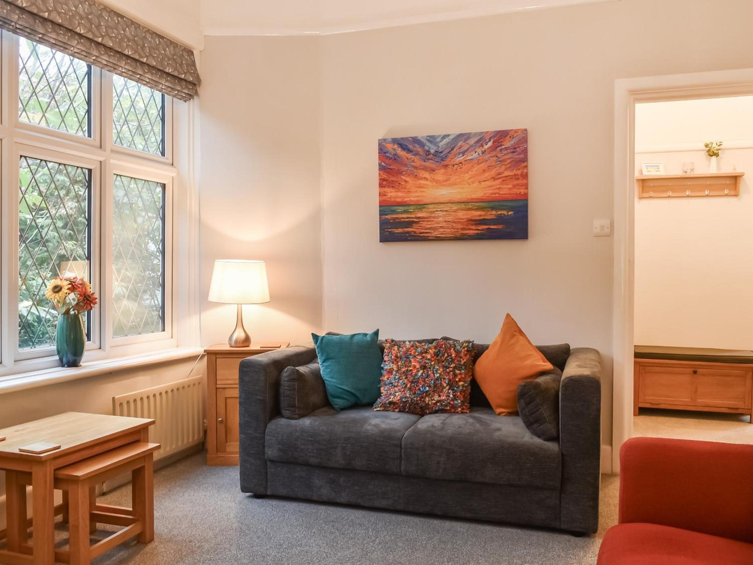 Flat 2, Langtry Apartment view 3