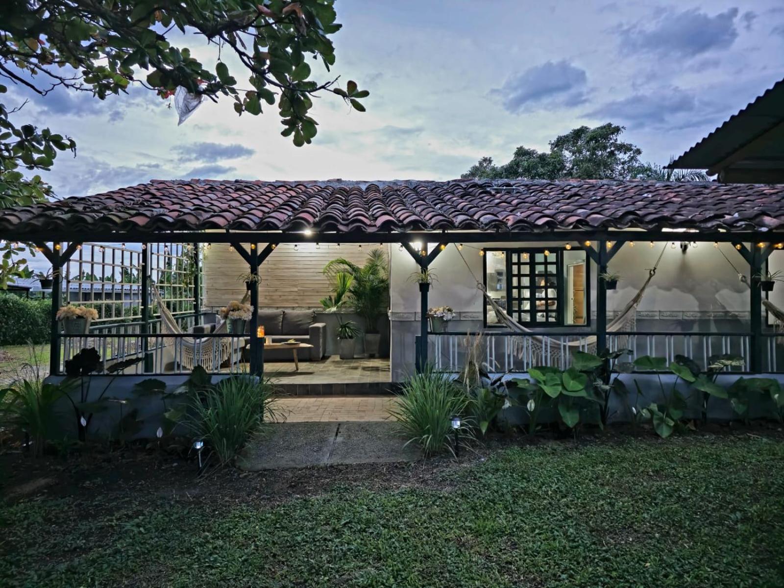 Finca Turistica Completa Tierra Nueva, a 5m del Parque Arrieros y 20m del Parque del Cafe y Panaca conectate con la naturaleza y disfruta de un lugar unico
