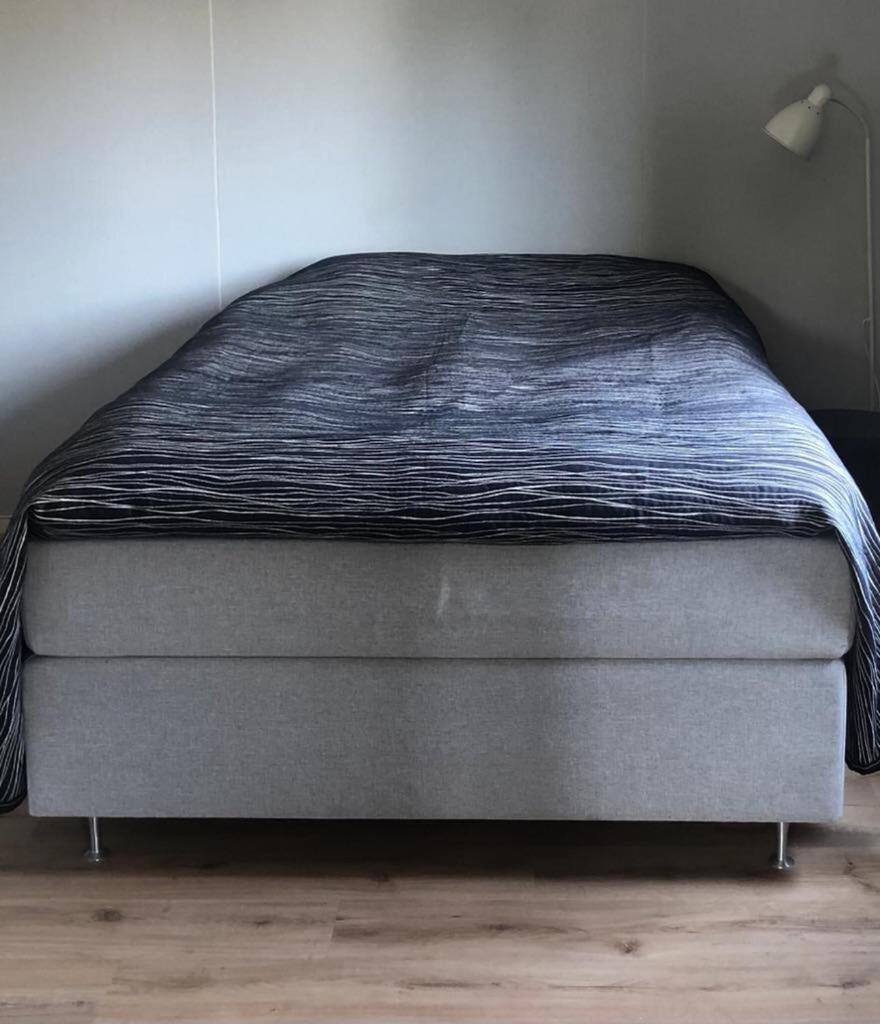 Premium City Center 2 rooms Apartment Glassed Balcony FREE PRIVATE PARKING