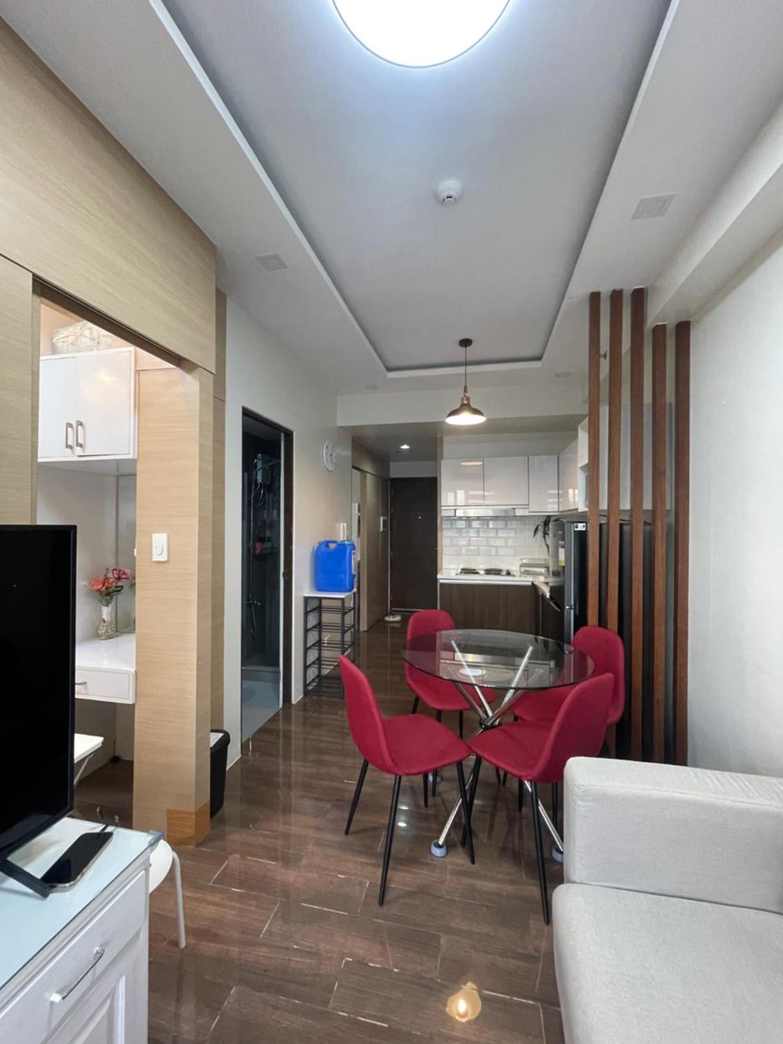 Beauty Cindrella Home Makati Penthouse 3 Bedroom view 5