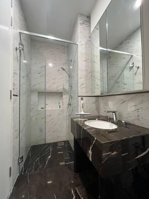 Facestyle Infinity Pool KLCC Smart TV Free WiFi Two Bedroom