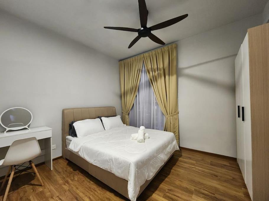 TheLunar Homestay