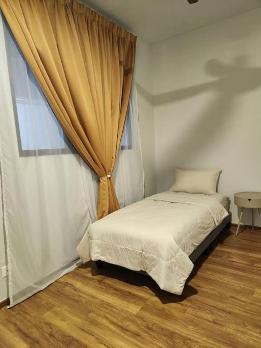 TheLunar Homestay