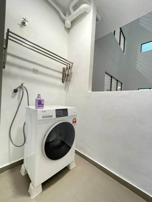 Splash Mania Mayabay Residences 3 Bedroom Aydan Home