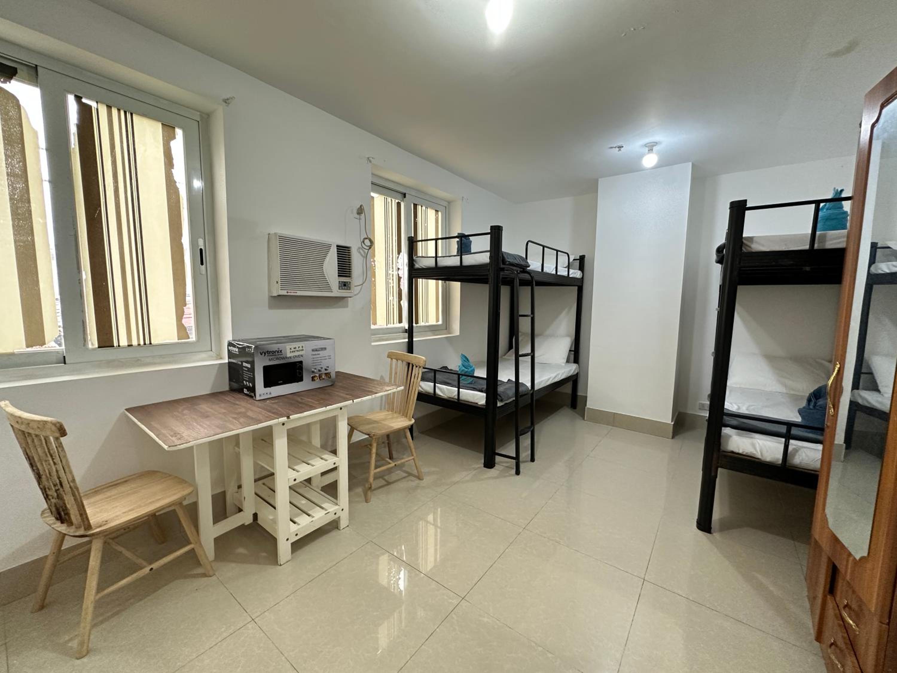 Mabolo 202 Family Room