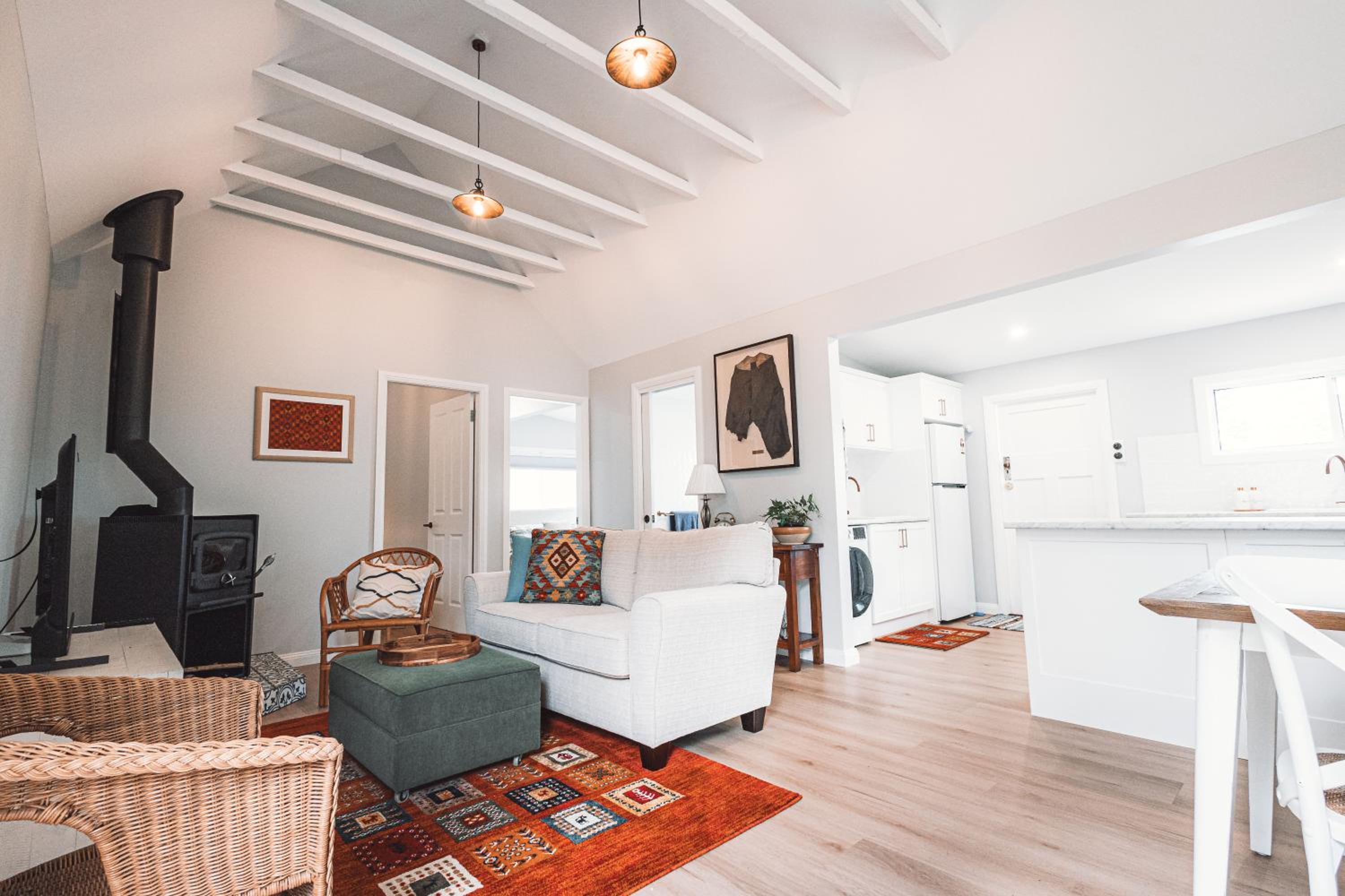 Newly Renovated 100 Year Old Bliss Cottage - Adaline