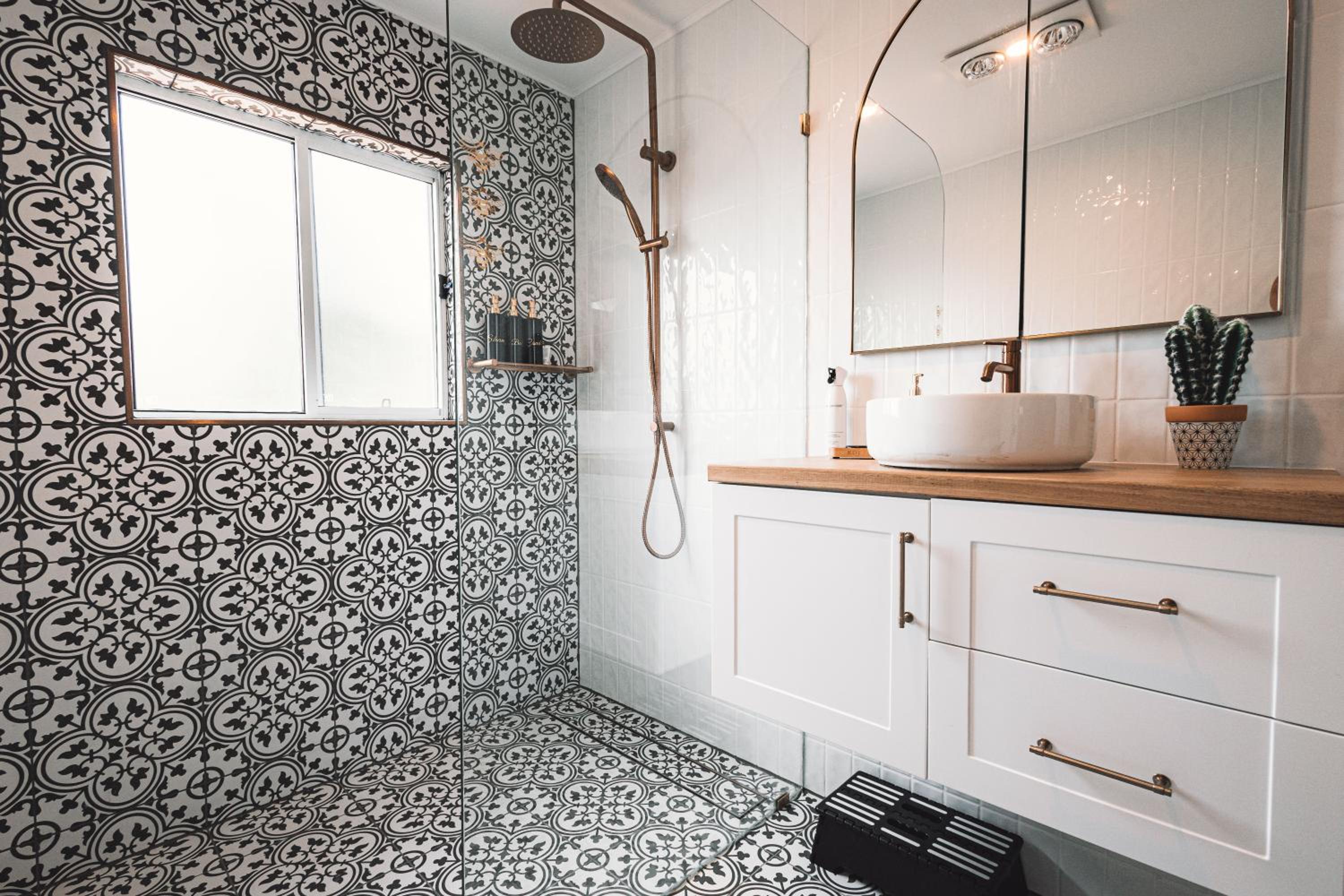 Newly Renovated 100 Year Old Bliss Cottage - Adaline