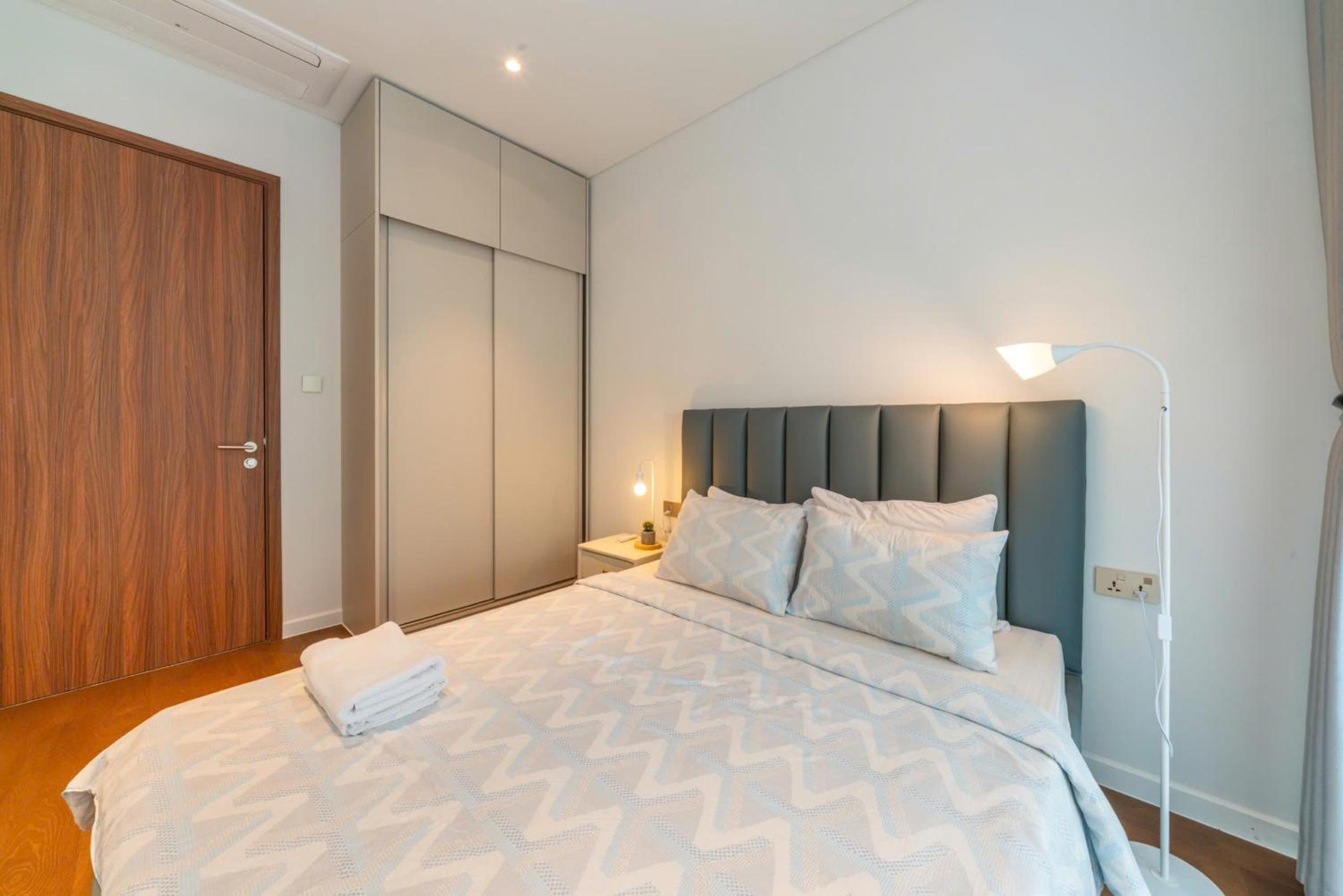 Metropole Thu Thiem - Luna Apartment - Chic, Unbeatable LOCATION, Great Value!!!