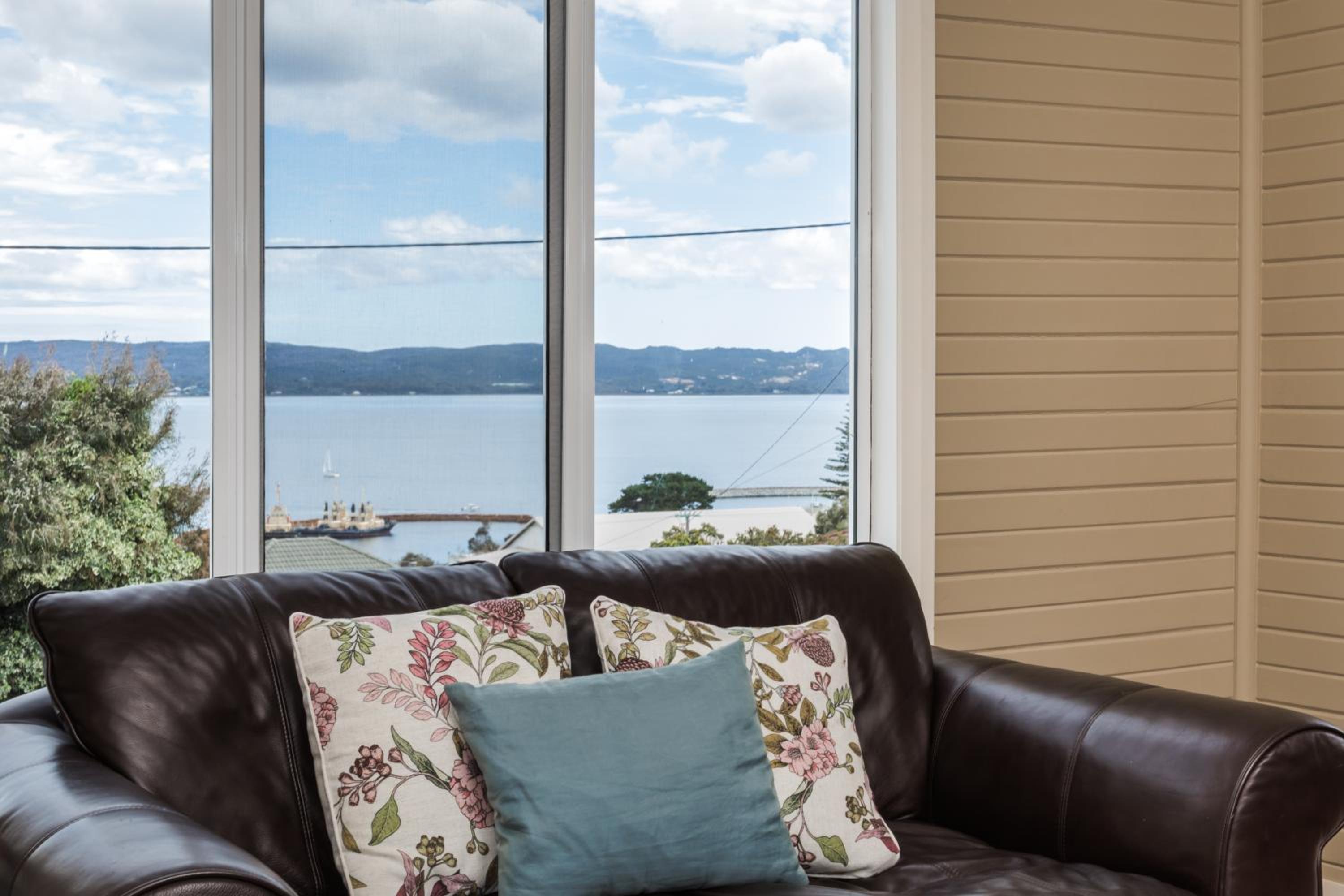 Harbour View Cottage