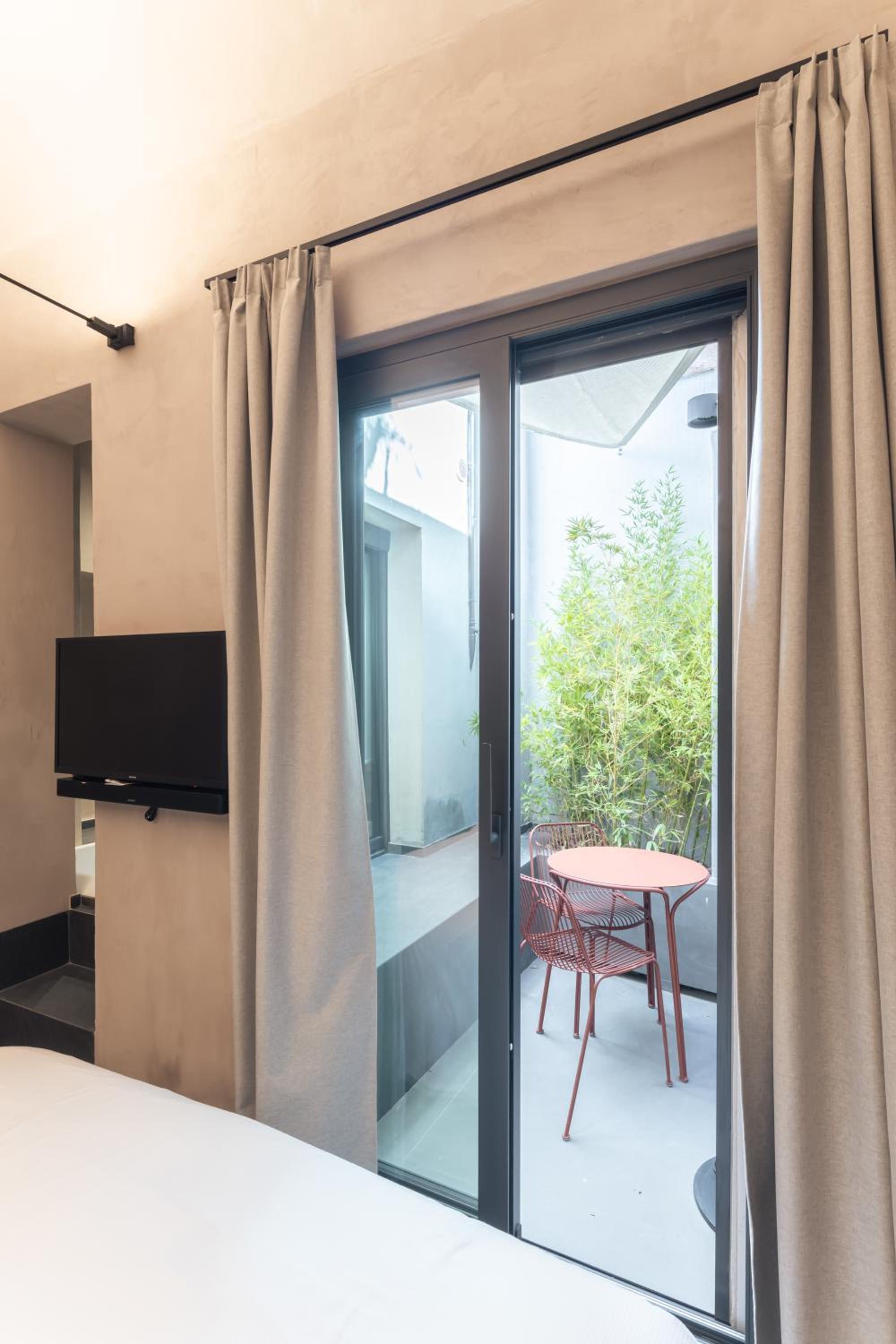 hotel room
