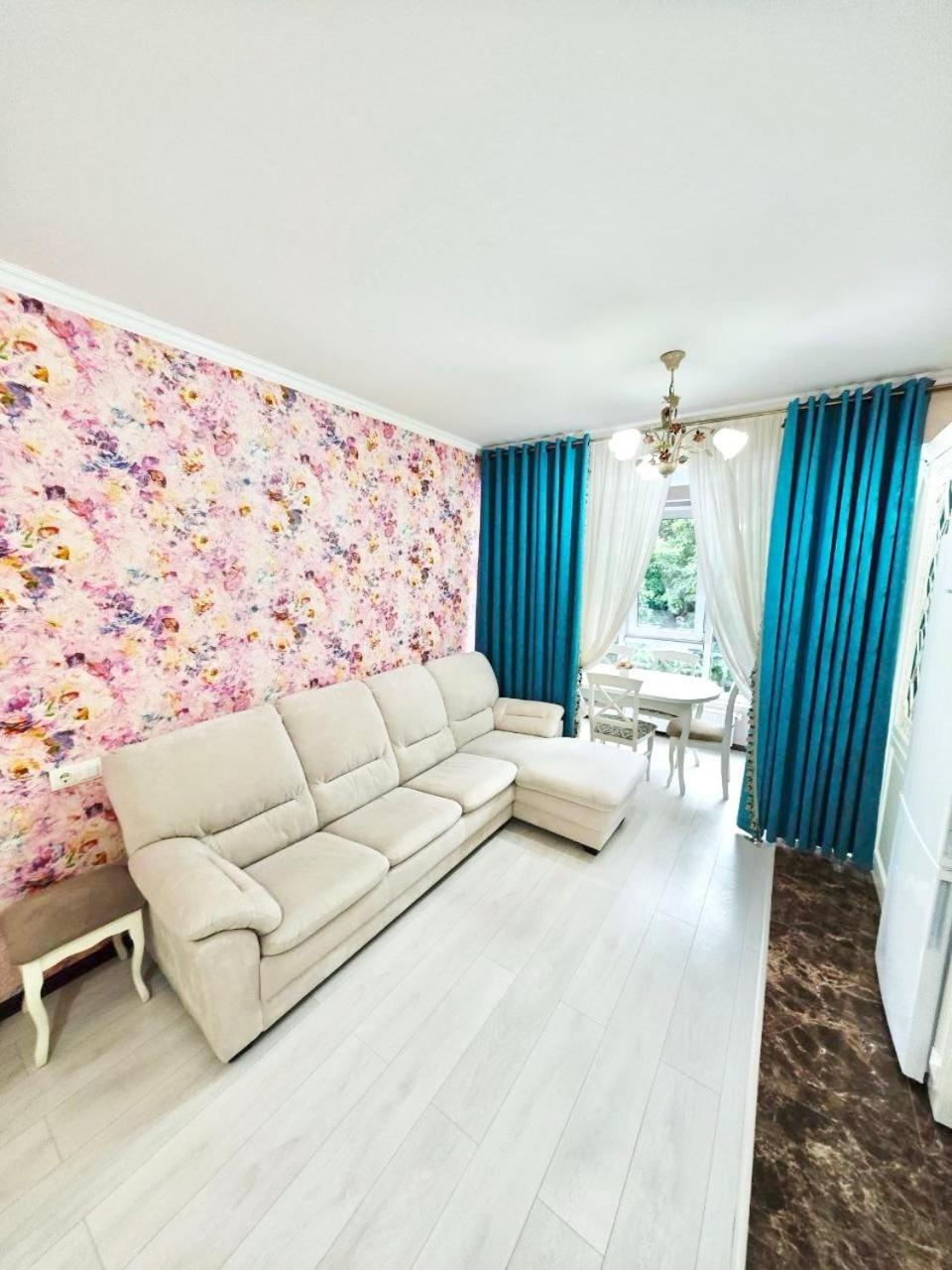 Park view apartament