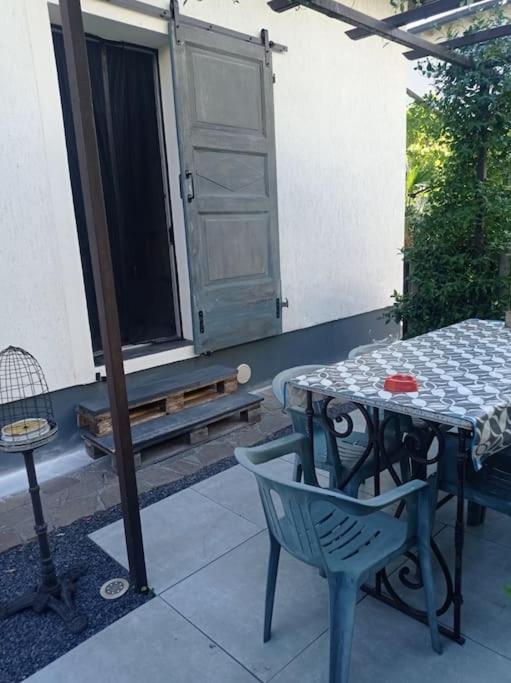 Holiday home with garden for 4 5 people view 5