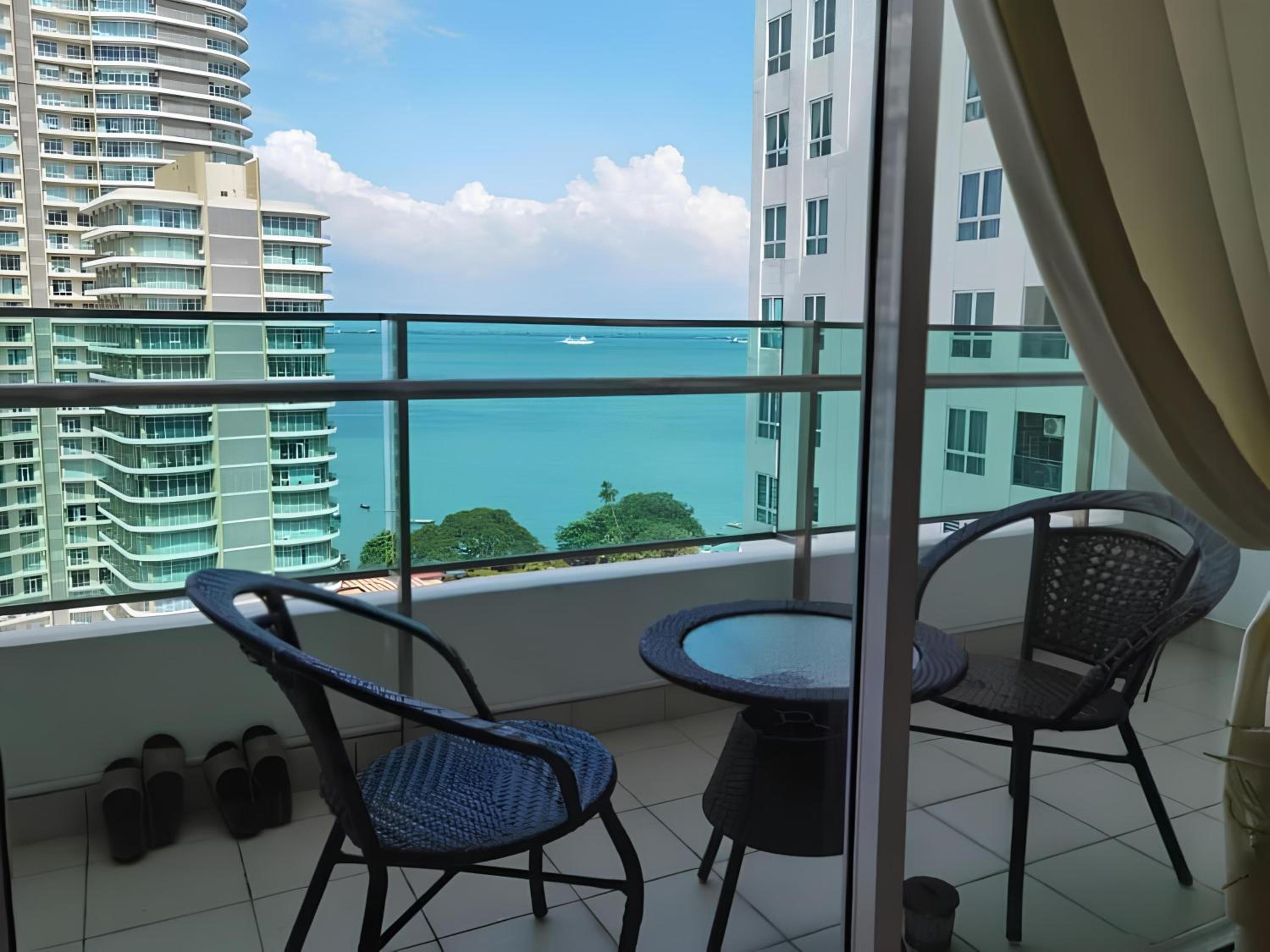 Mansion One Luxurious Seaview Vacation Homes photo 1