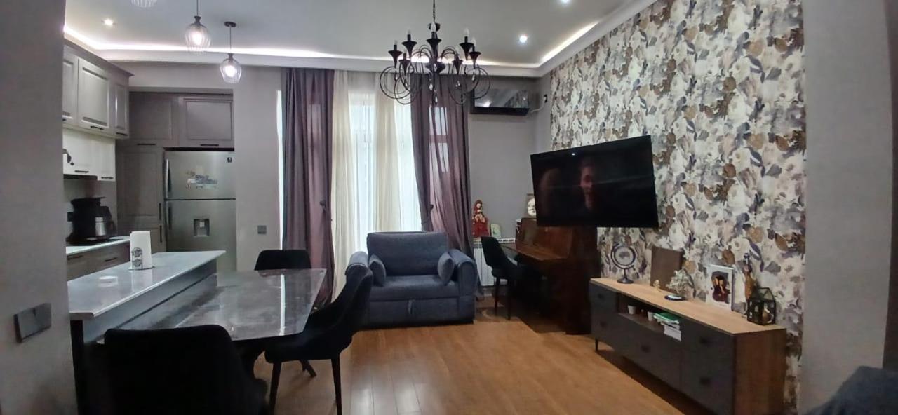 JE Apartment